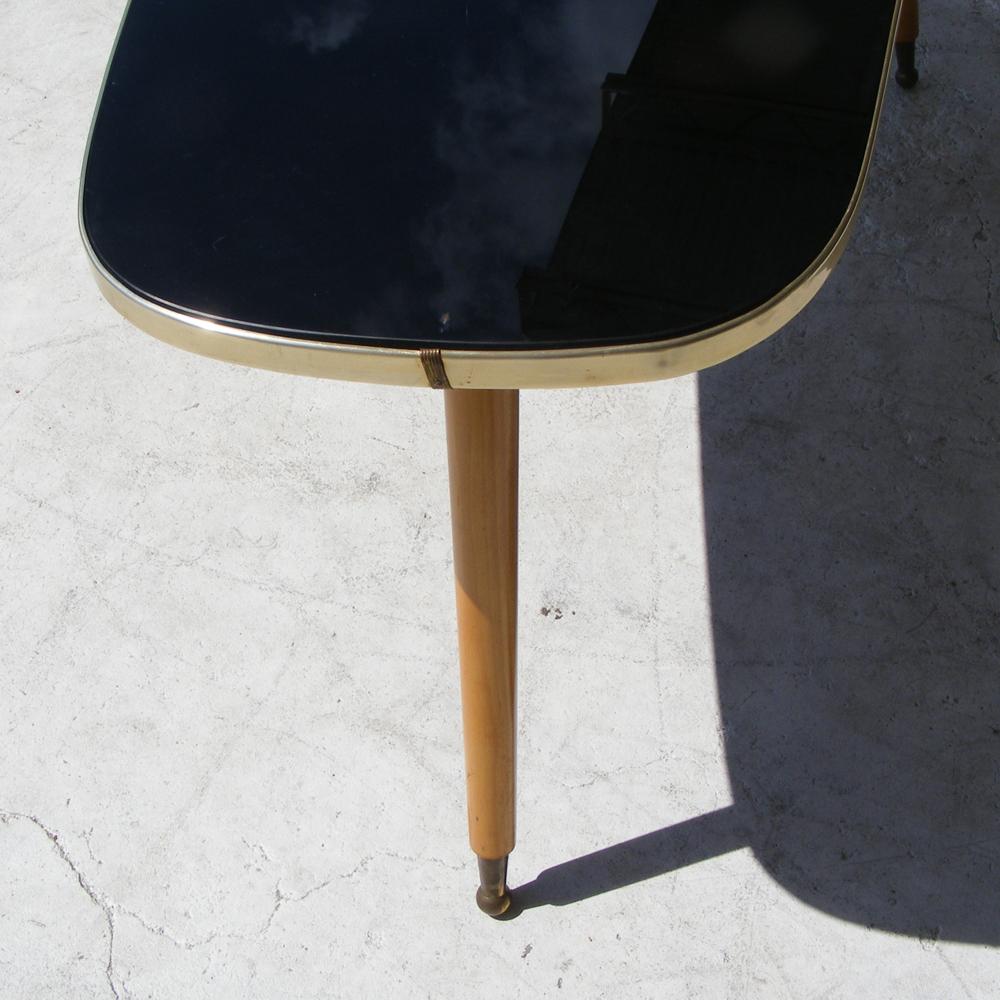 Vintage Midcentury German Atomic Kidney Shape Coffee Side Table In Good Condition In Pasadena, TX