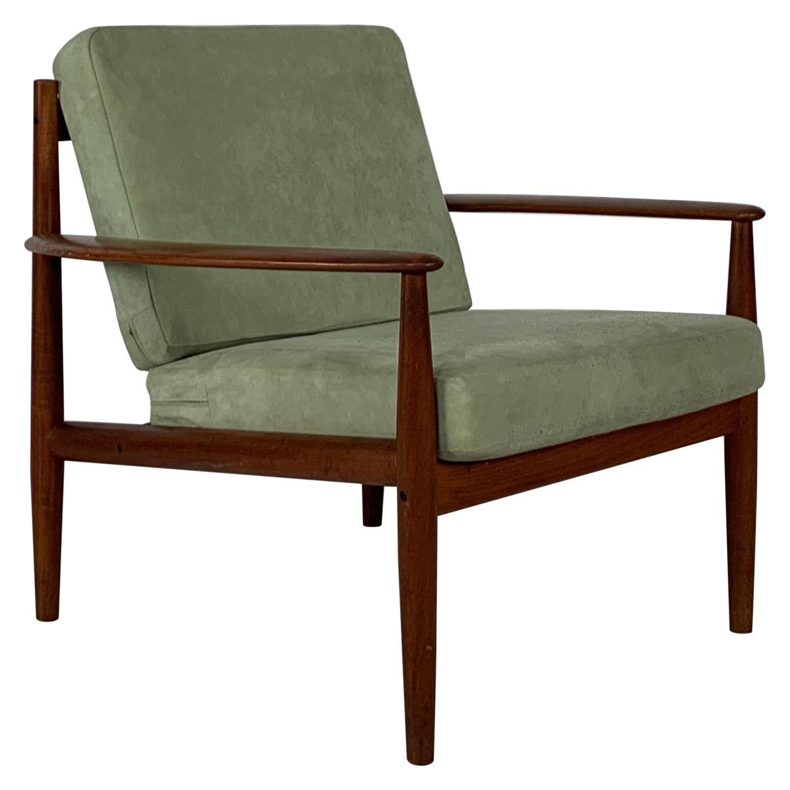 Vintage Midcentury Grete Jalk for France and Son Teak Lounge Chair For Sale