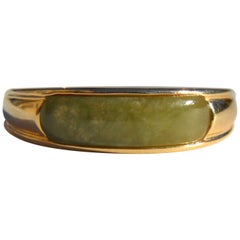 Vintage Midcentury Jade 14 Karat Gold East West Signet Ring