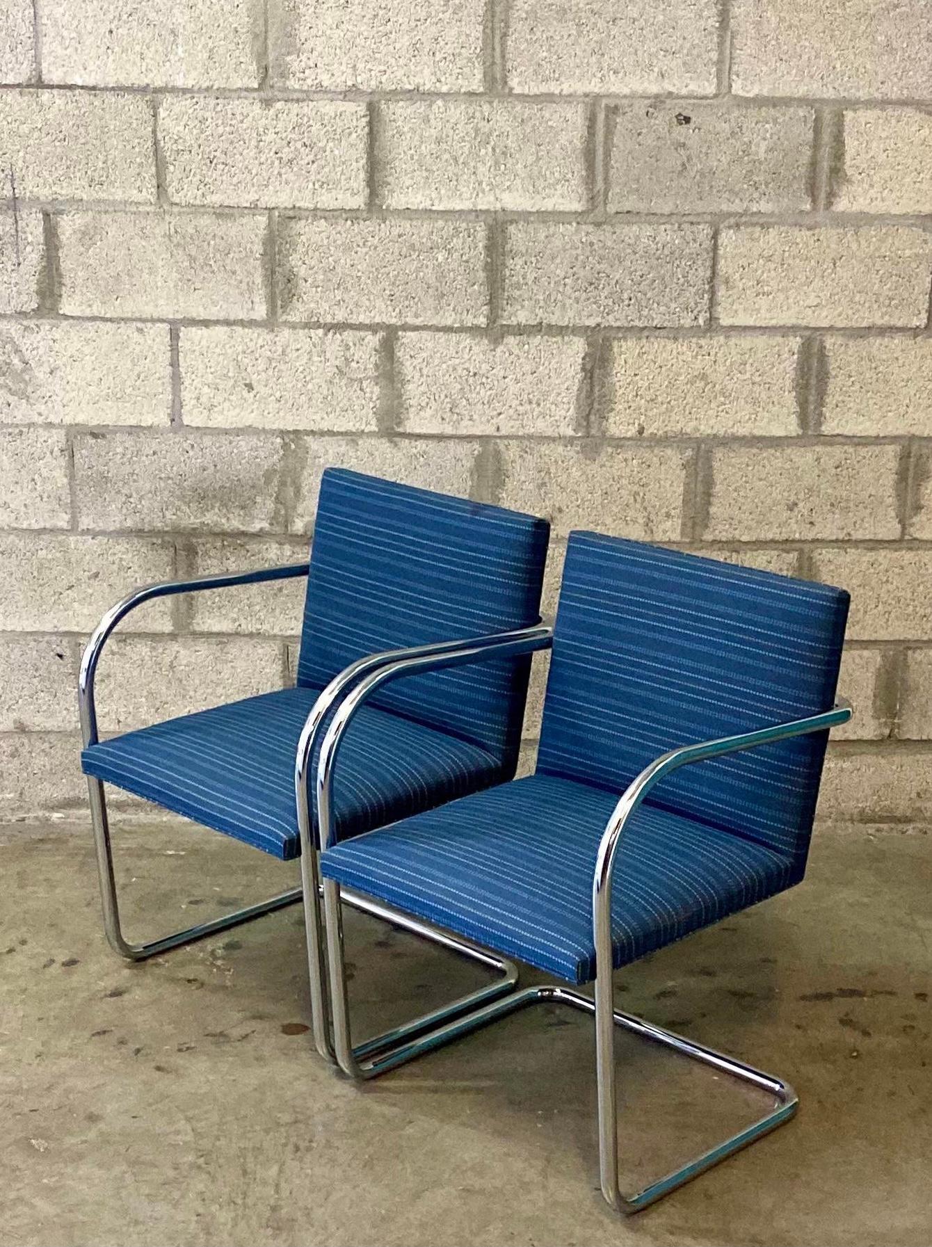 Fin du 20e siècle Paire de chaises Knoll tubulaires vintage du milieu du siècle dernier en vente