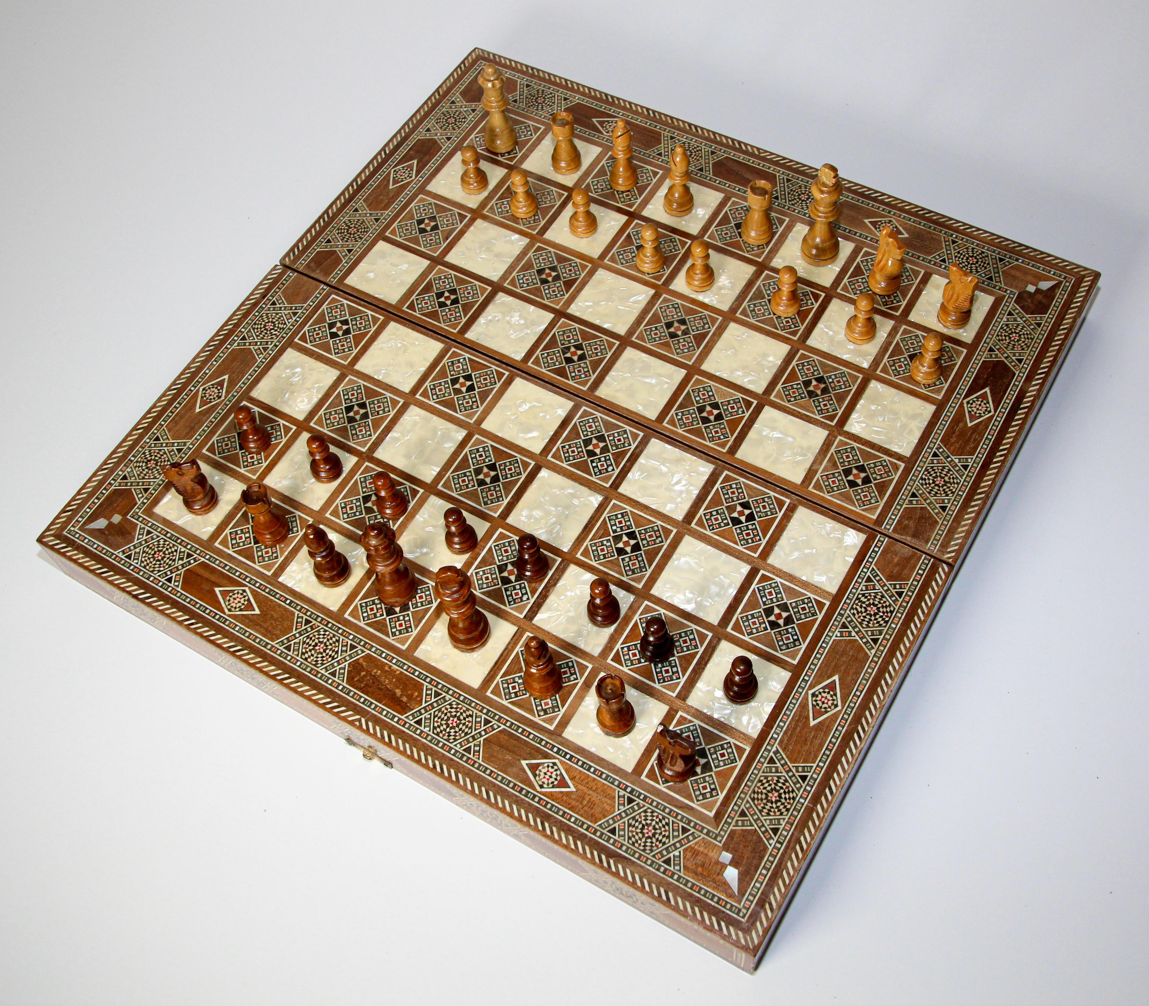 Vintage Midcentury Large Complete Syrian Inlaid Mosaic Backgammon and Chess Game 8