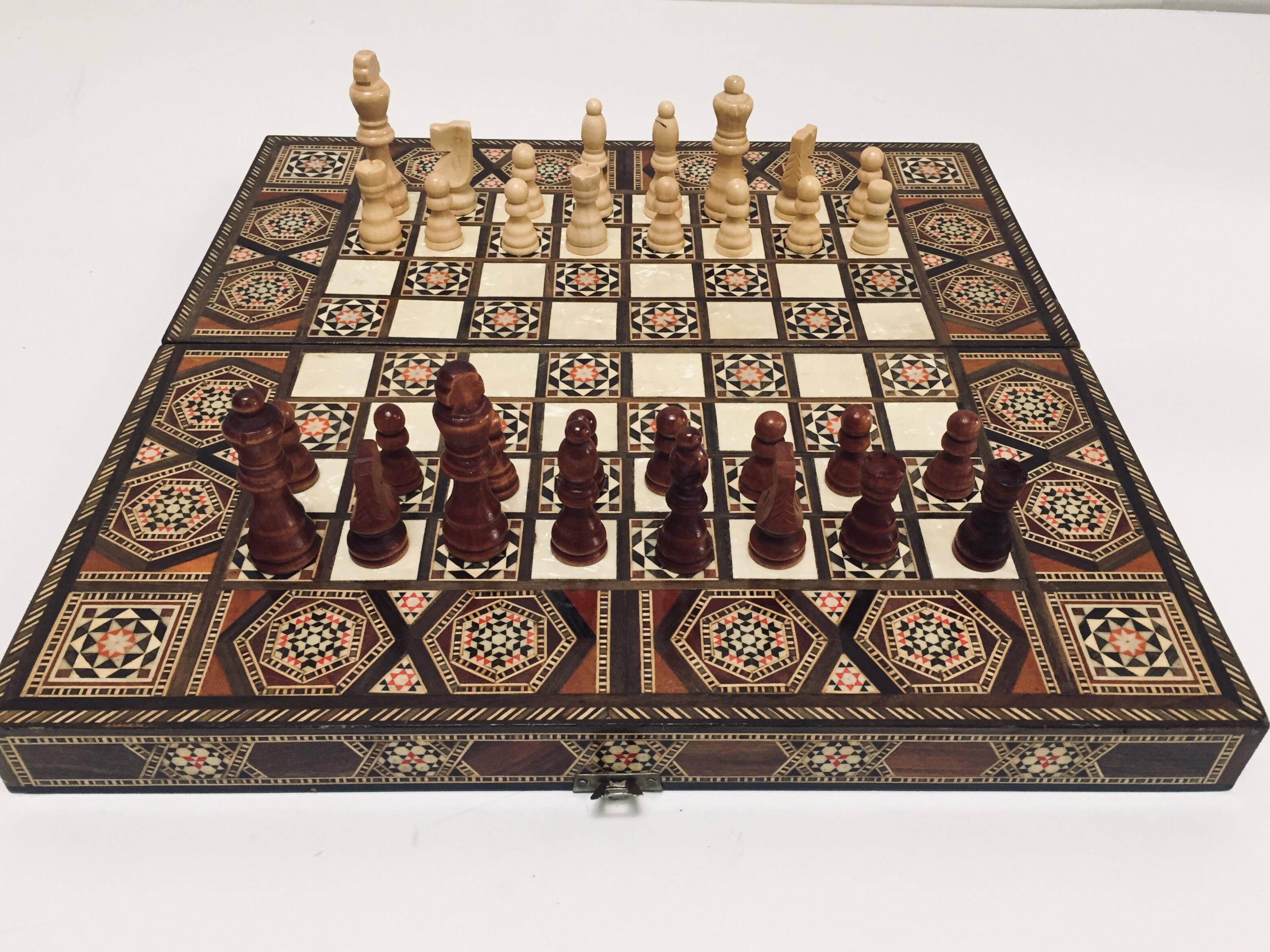 syrian chess board