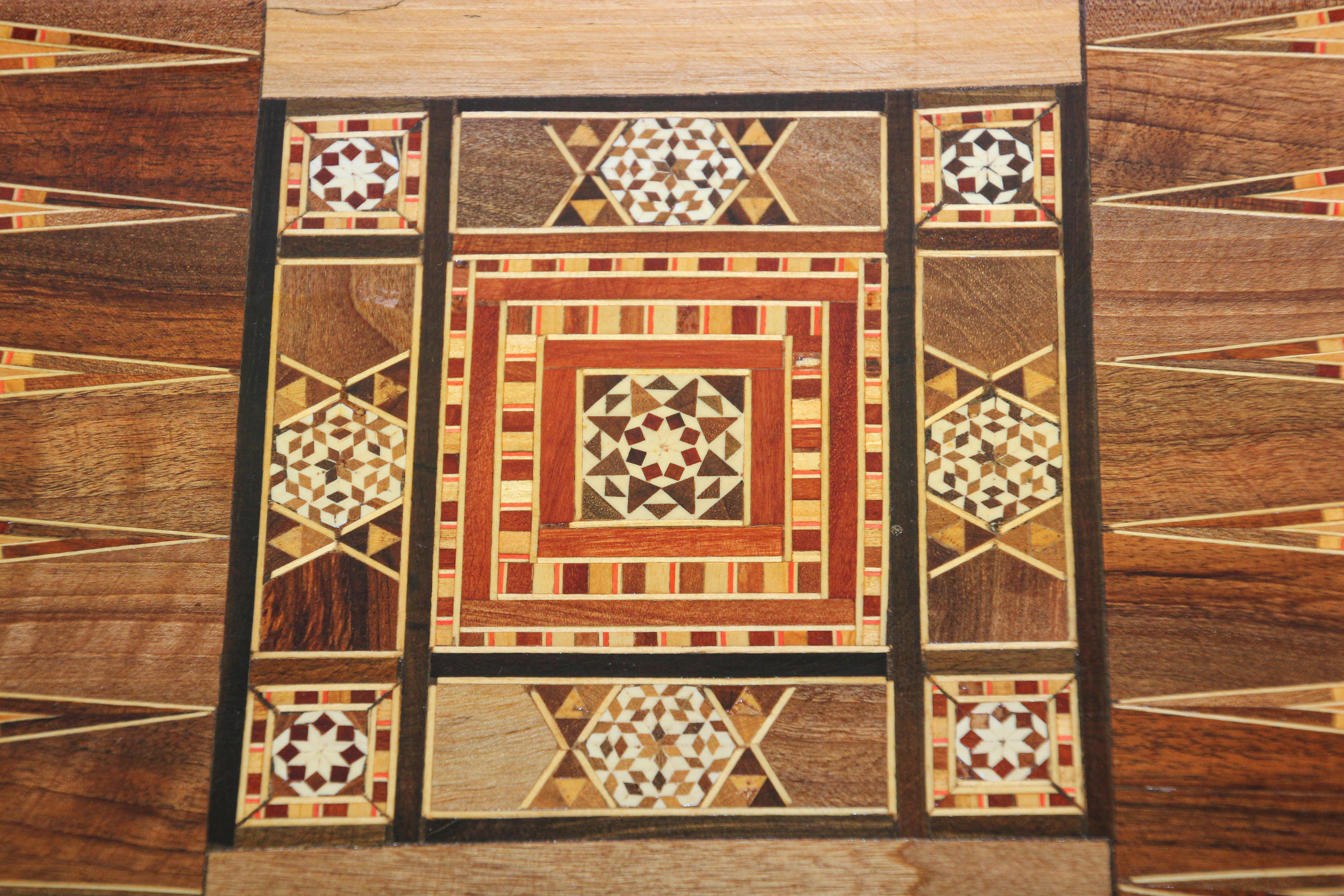 Vintage Midcentury Large Syrian Inlaid Mosaic Backgammon Game 3