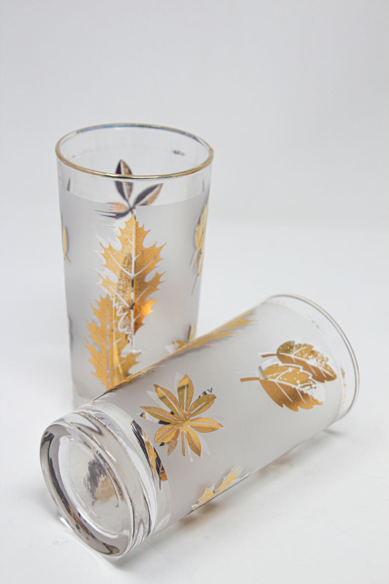 https://a.1stdibscdn.com/vintage-midcentury-libbey-set-of-eight-highball-frosted-and-gold-glasses-for-sale-picture-13/f_9068/f_225279621613194789969/Vintage_Culver_Glasses_with_22_Karat_Gold_95_master.jpg?width=768