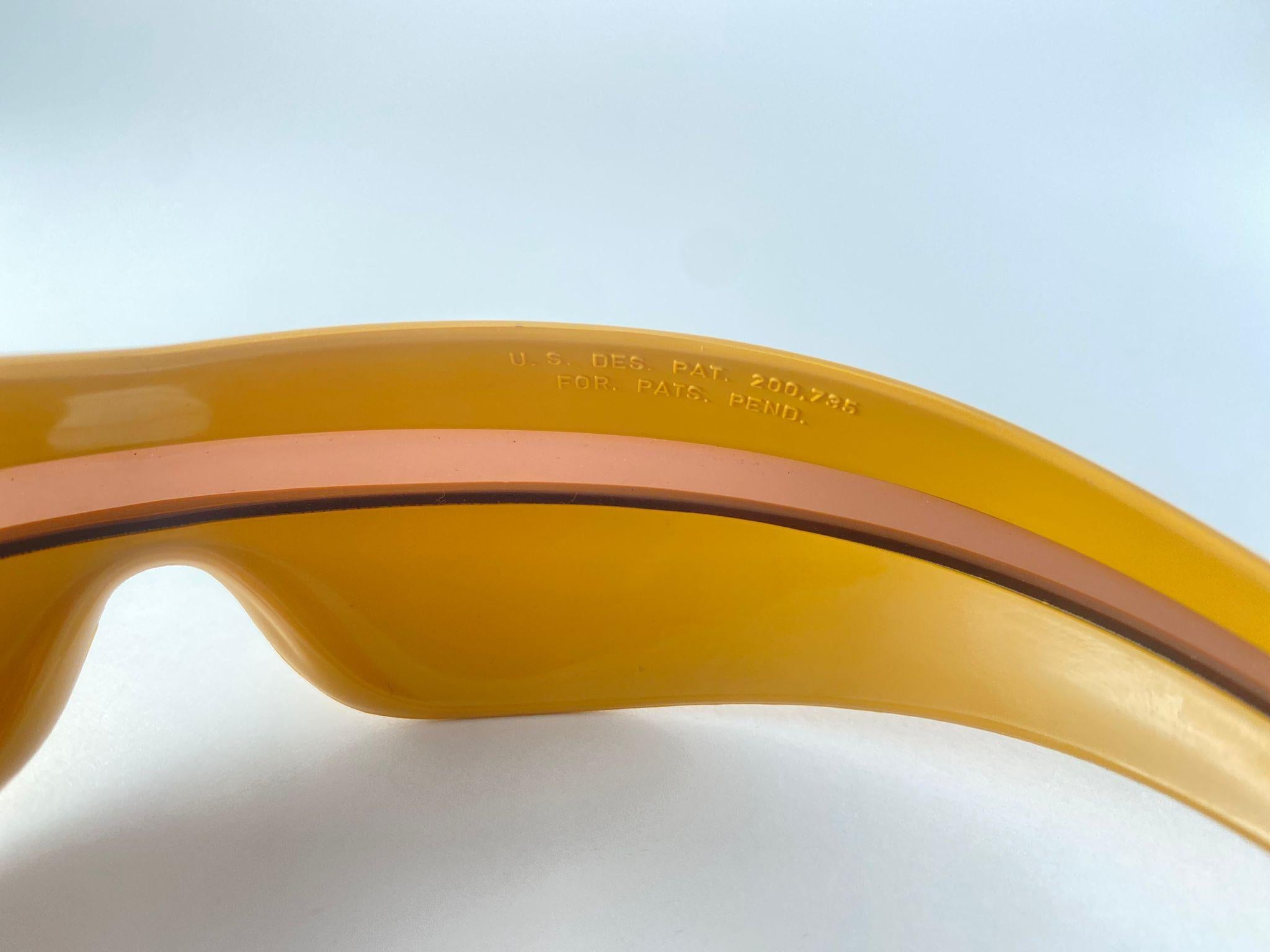 Gafas de sol con montura envolvente Vintage Midcentury Mask Made in Italy en Excelente estado para la venta en Baleares, Baleares