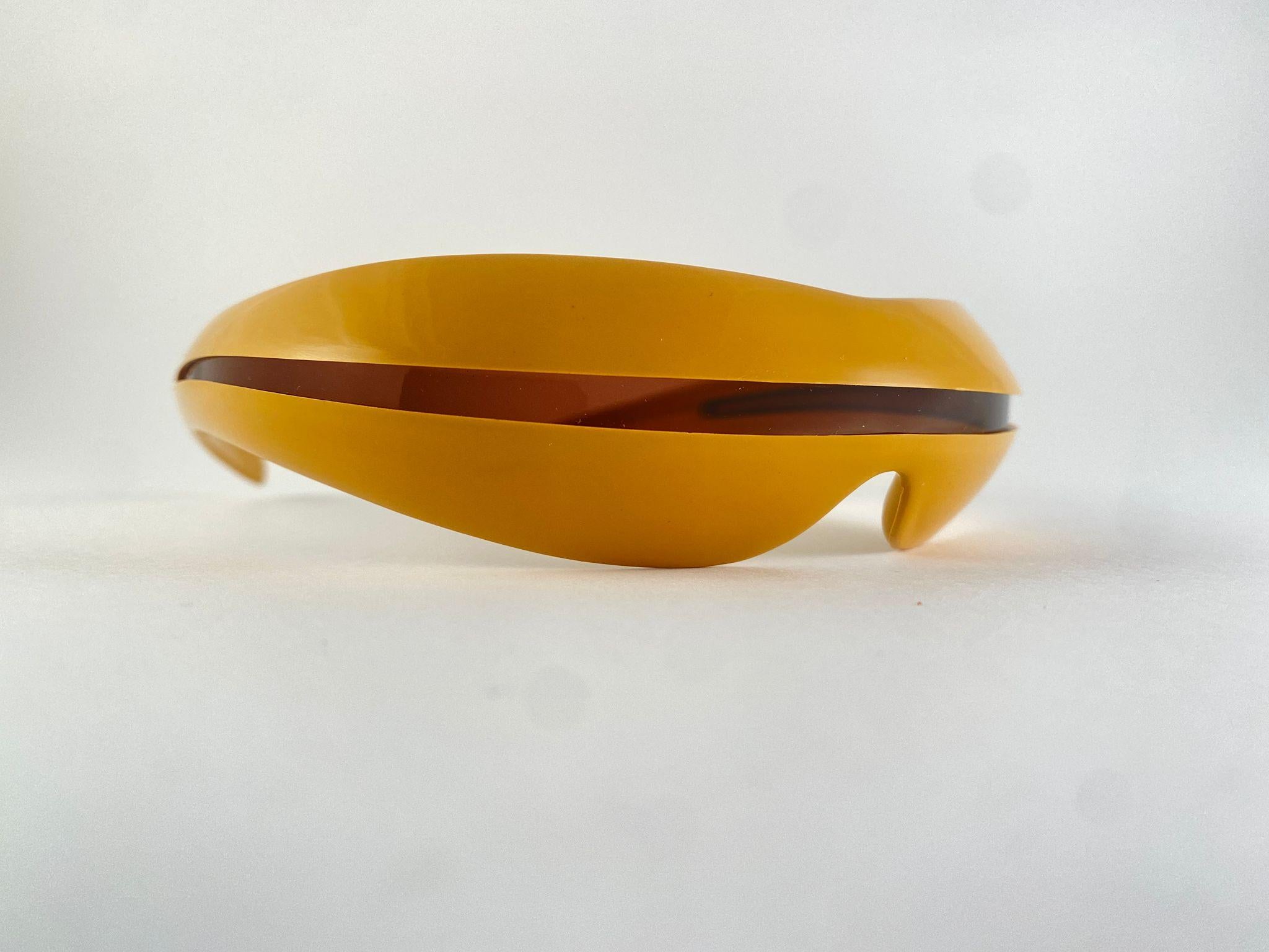 Femenino o masculino Gafas de sol con montura envolvente Vintage Midcentury Mask Made in Italy en venta