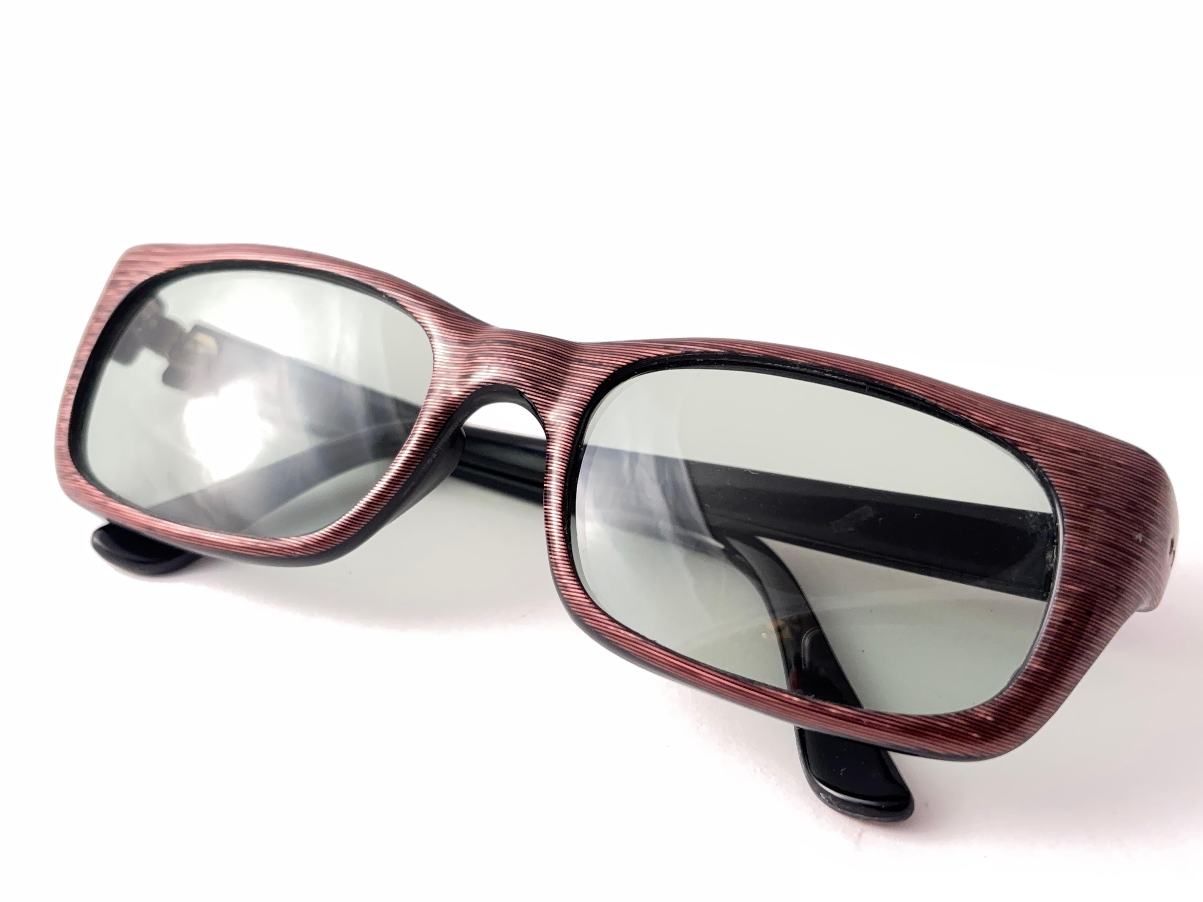 Gray Vintage Midcentury Metallic Stripes Sunglasses 1960'S Made in France For Sale