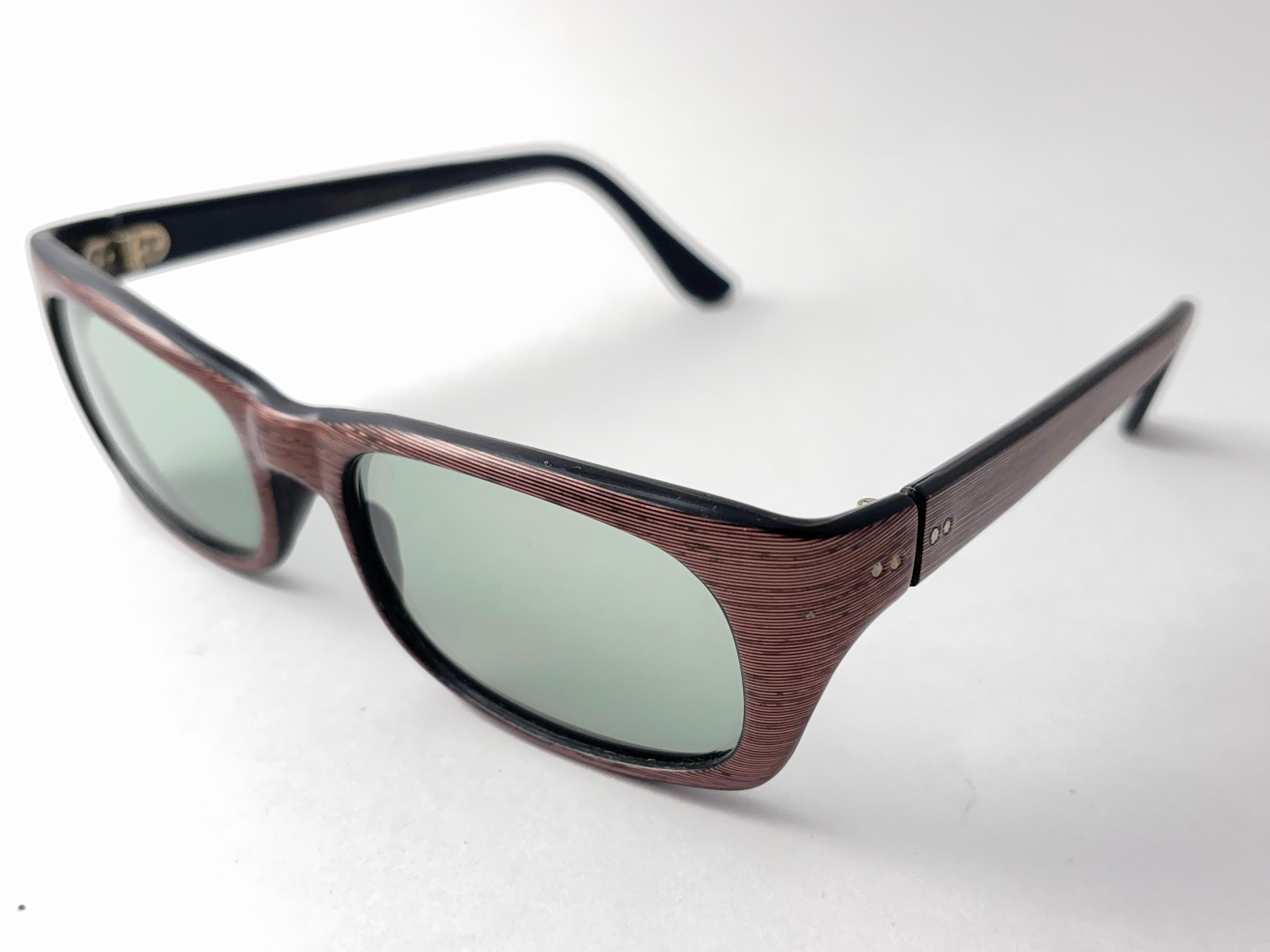 Women's or Men's Vintage Midcentury Metallic Stripes Sunglasses 1960'S Made in France For Sale