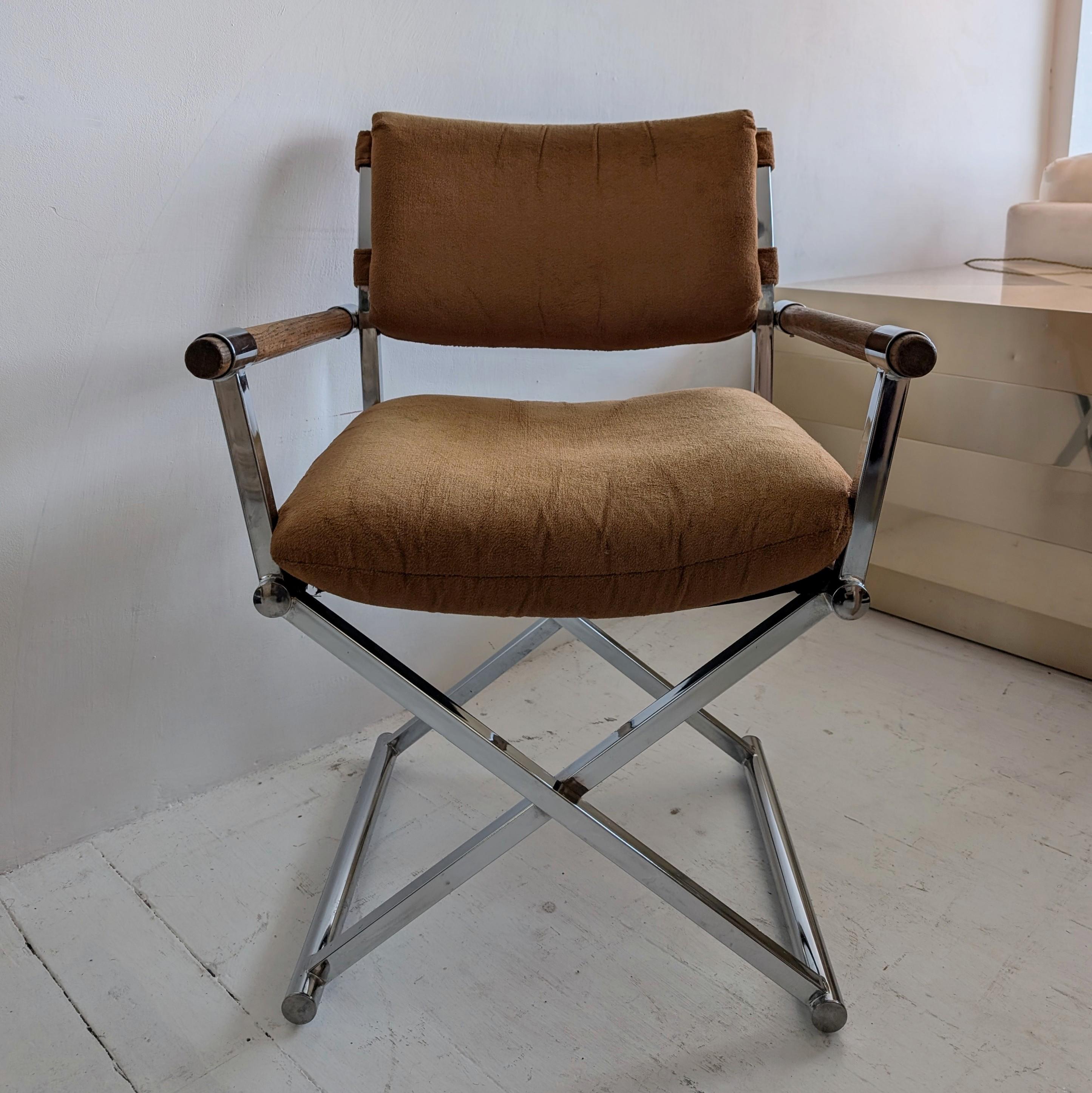 American Vintage midcentury Milo Baughman-style chrome/oak director's chairs, 2 available