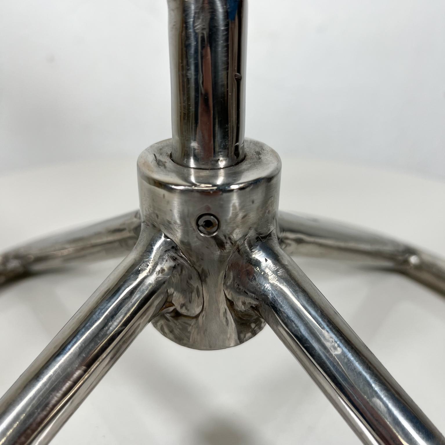 1970s Vintage Chrome Saxaphone Holder Music Stand For Sale 5