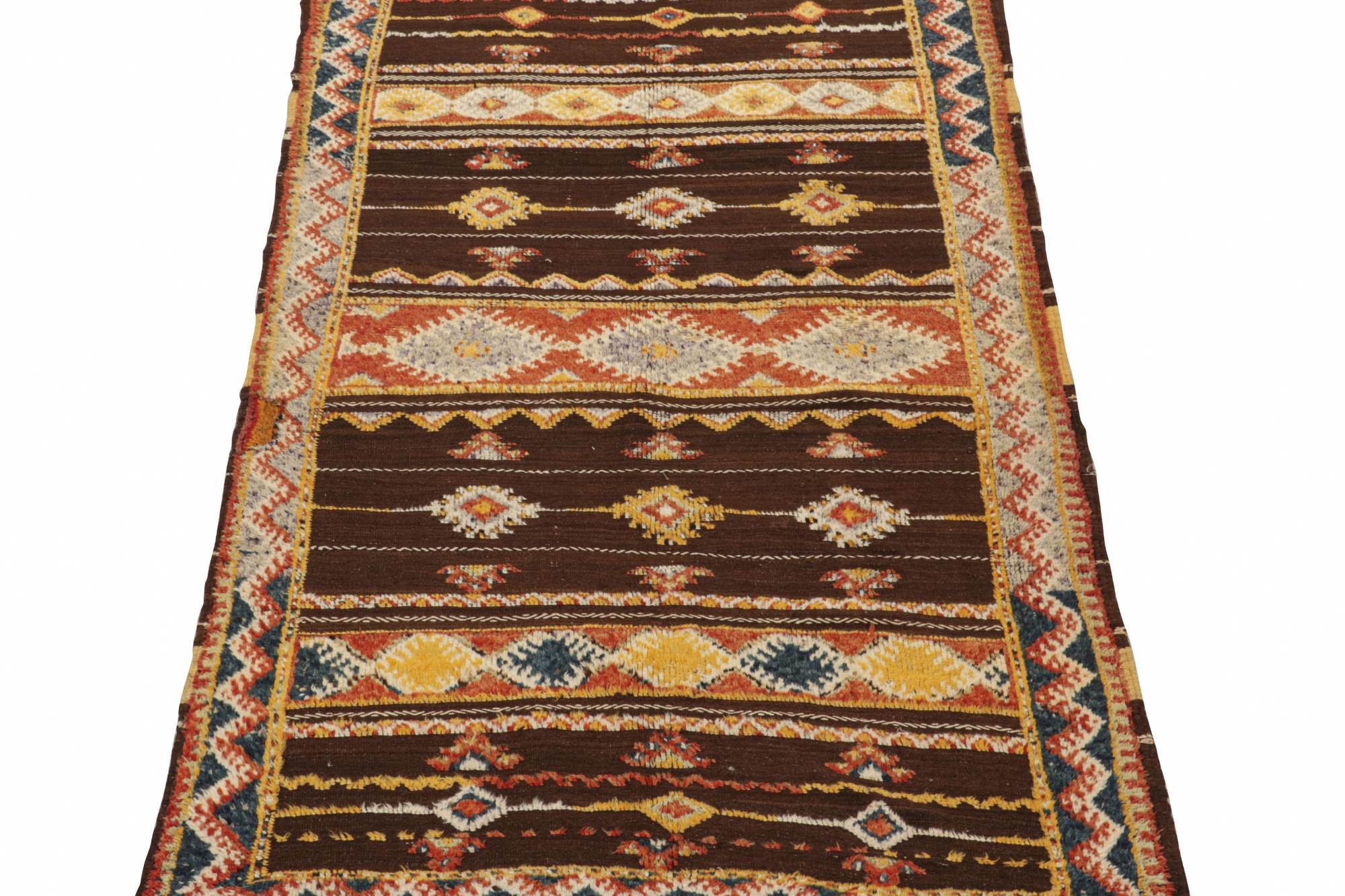 Vintage Moroccan Kilim rug in Brown with Geometric Patterns In Good Condition For Sale In Long Island City, NY