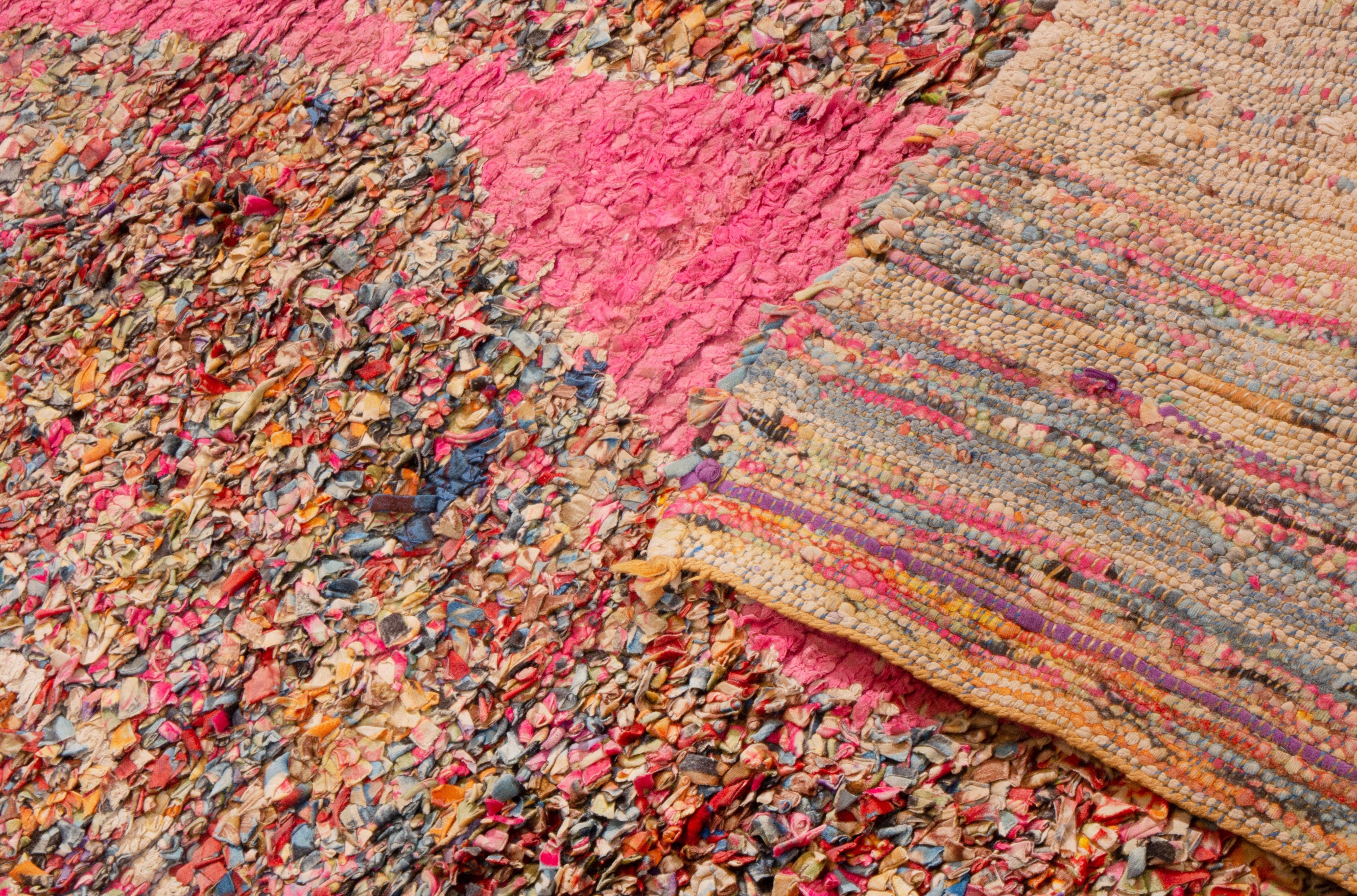 Vintage Midcentury Moroccan Berber Transitional Pink and Beige Wool Rug In Good Condition In Long Island City, NY