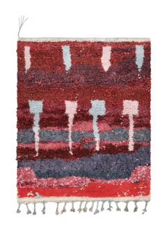 Tapis marocain vintage transitionnel du milieu du siècle dernier en tissu rouge et bleu de Rug & Kilim