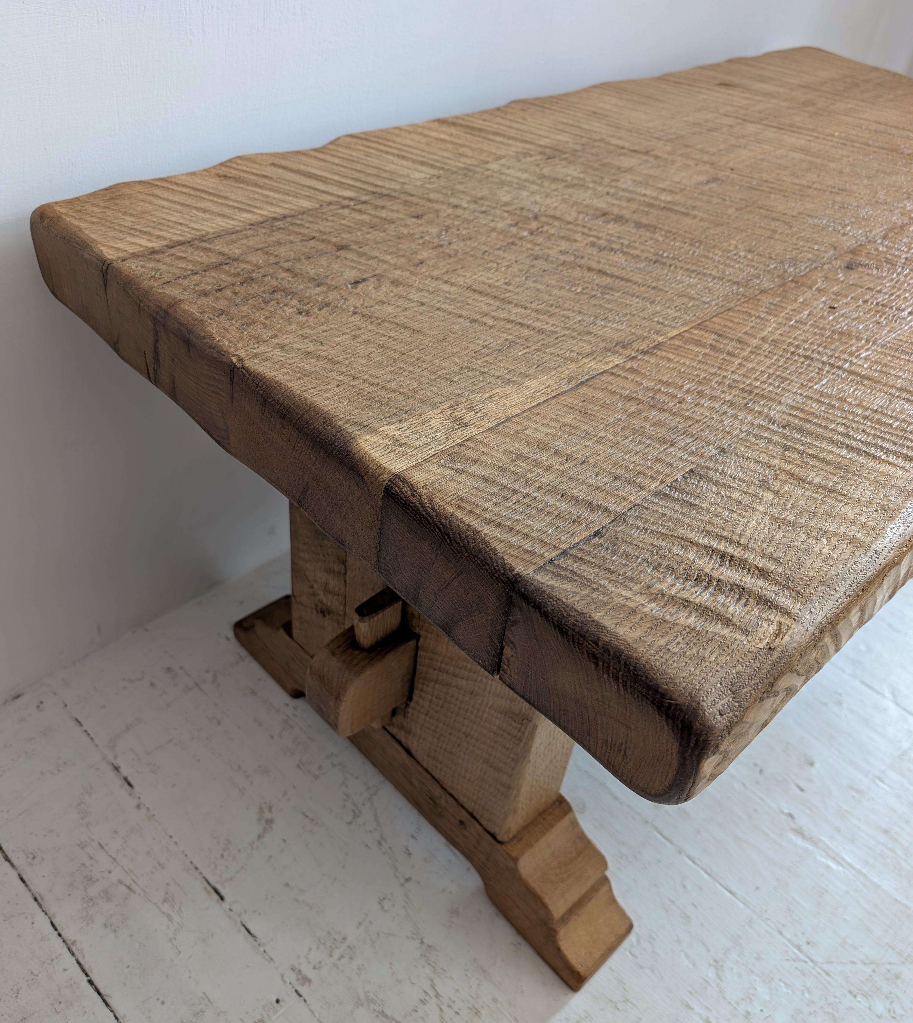 Vintage midcentury oak Brutalist / Arts & Crafts coffee table, Belgian 1970s For Sale 7