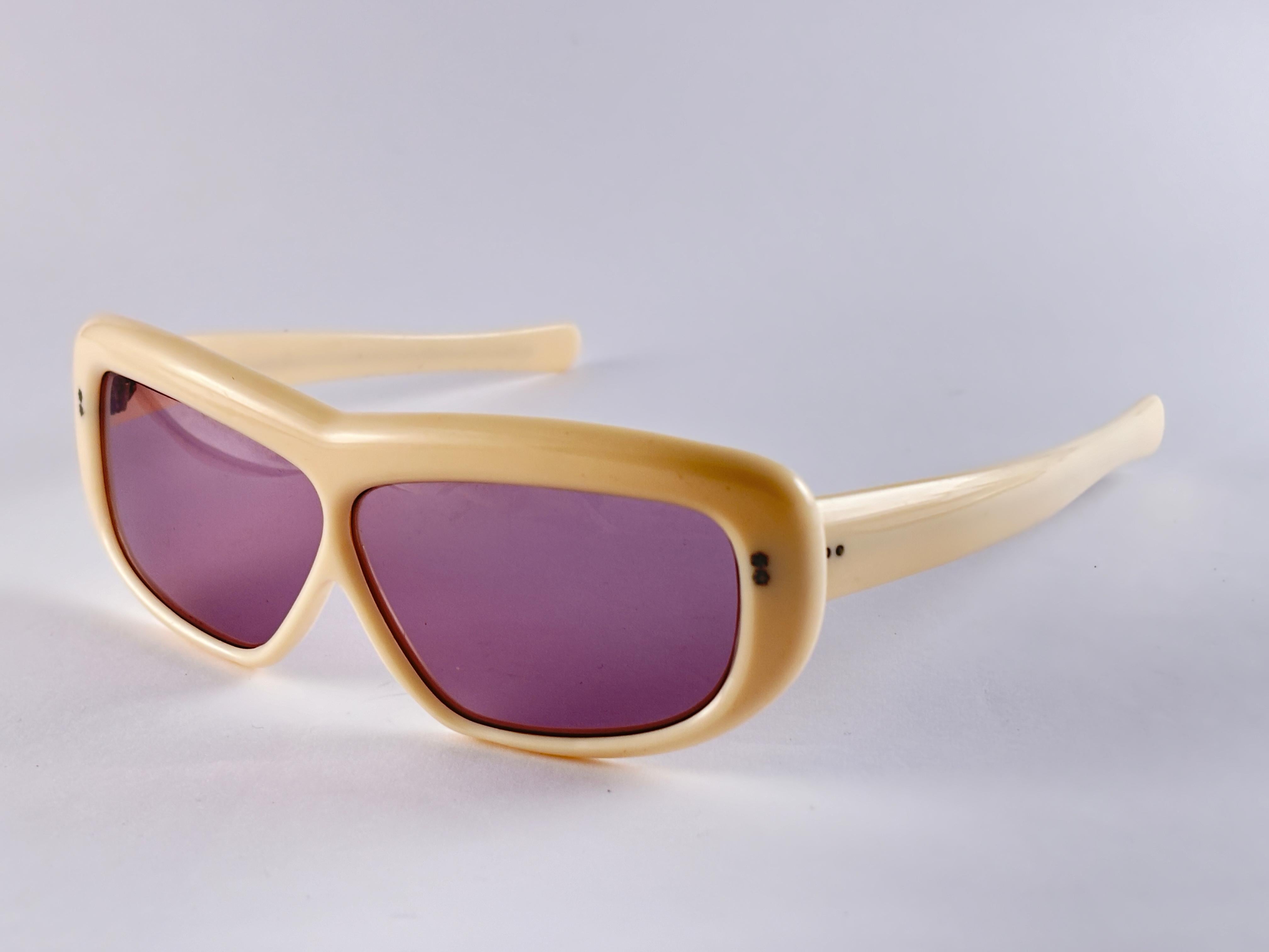 Vintage Midcentury Oversized Robust Frame Made in France 1960's Sunglasses For Sale 1