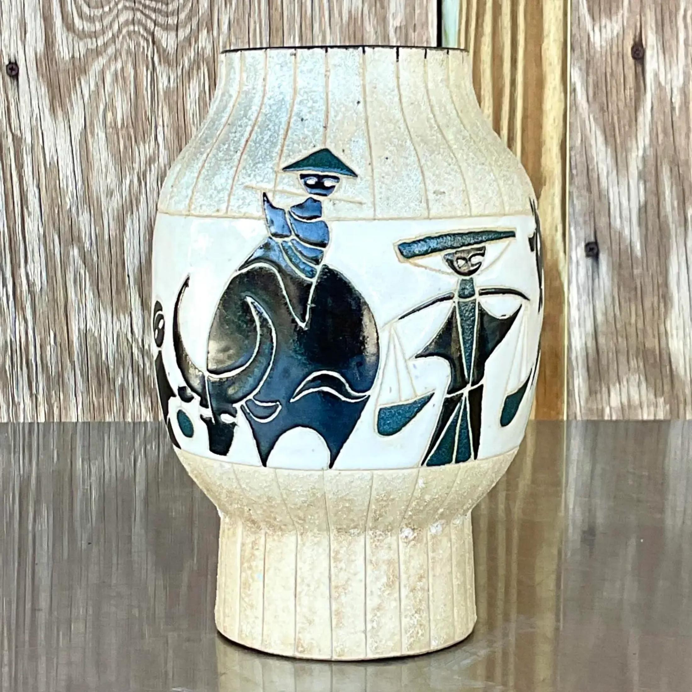 Vintage Midcentury Pagoda Ceramic Vase For Sale 1