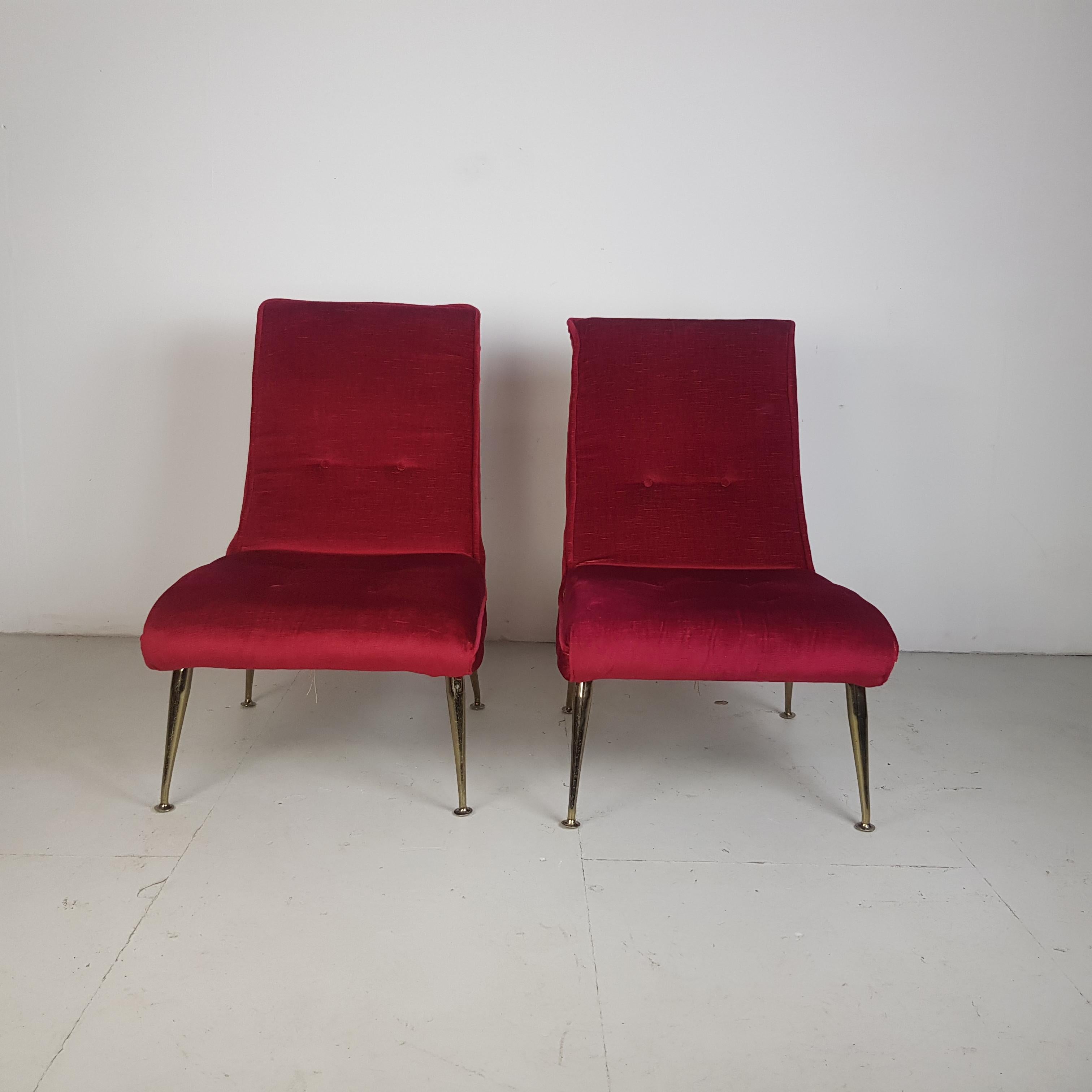 Italian Vintage Midcentury Pair of 1950s Red Velvet and Brass Cocktail Chairs For Sale