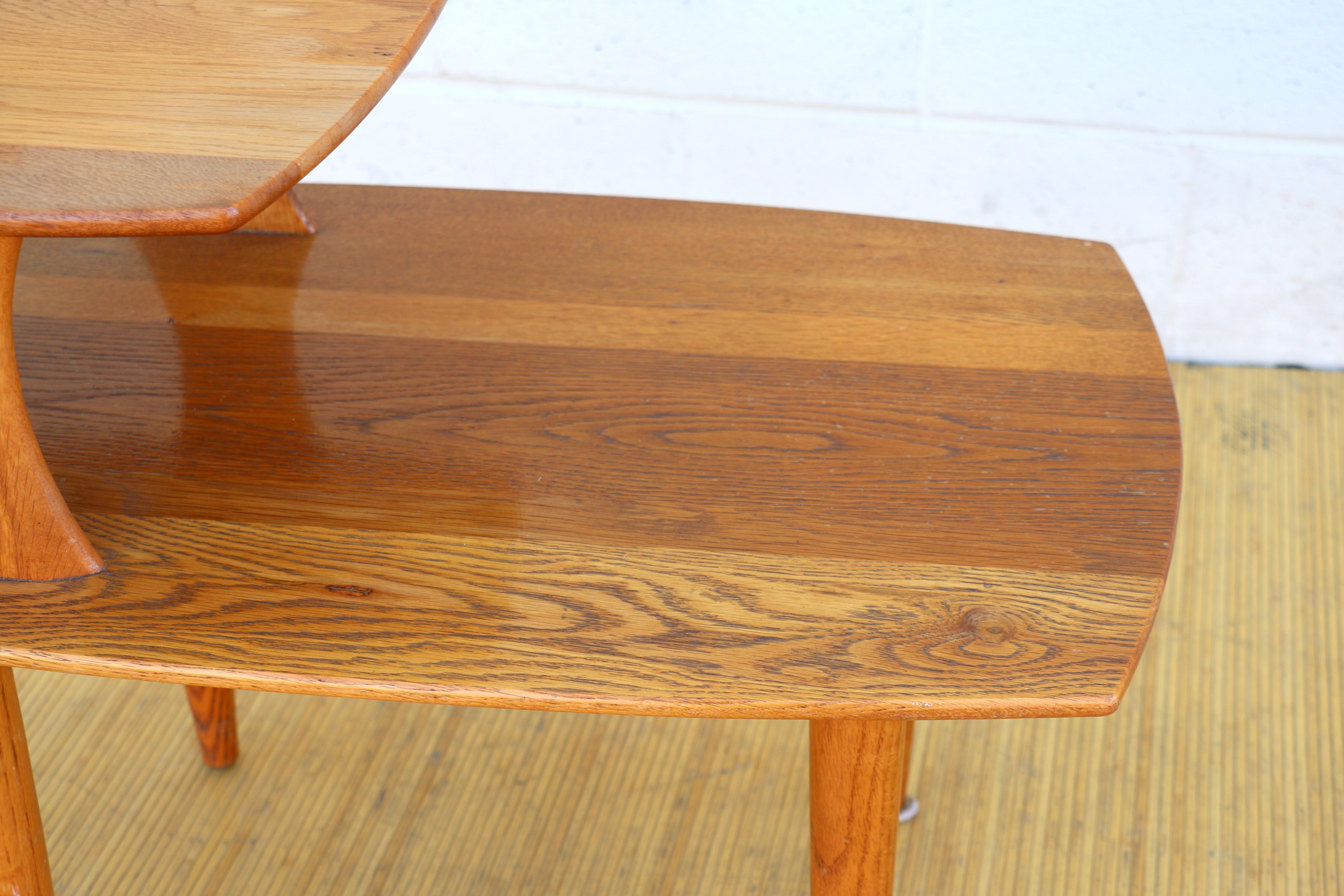 Vintage Midcentury Pair of Two Tier Wood Side Tables 5