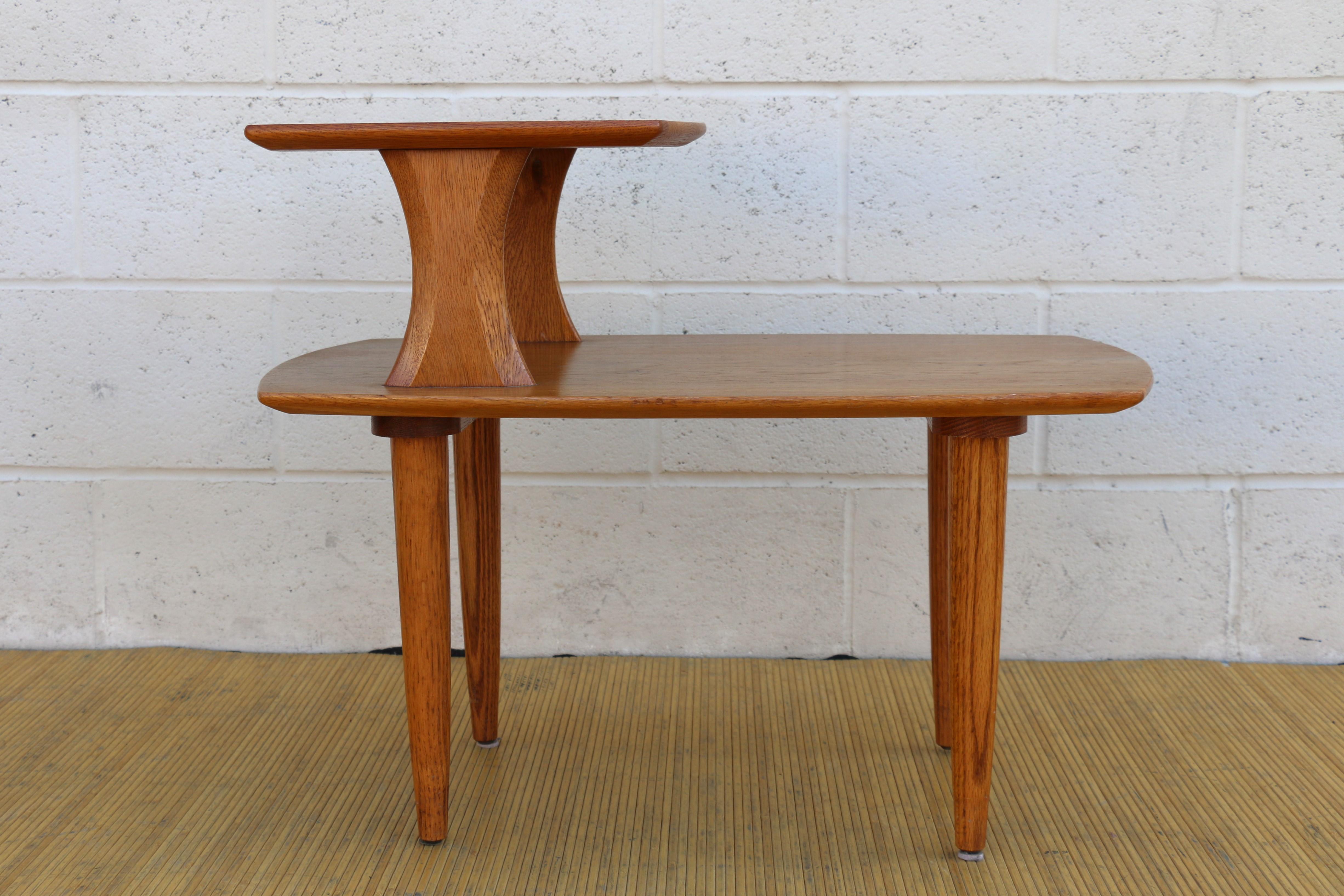 Vintage Midcentury Pair of Two Tier Wood Side Tables 7