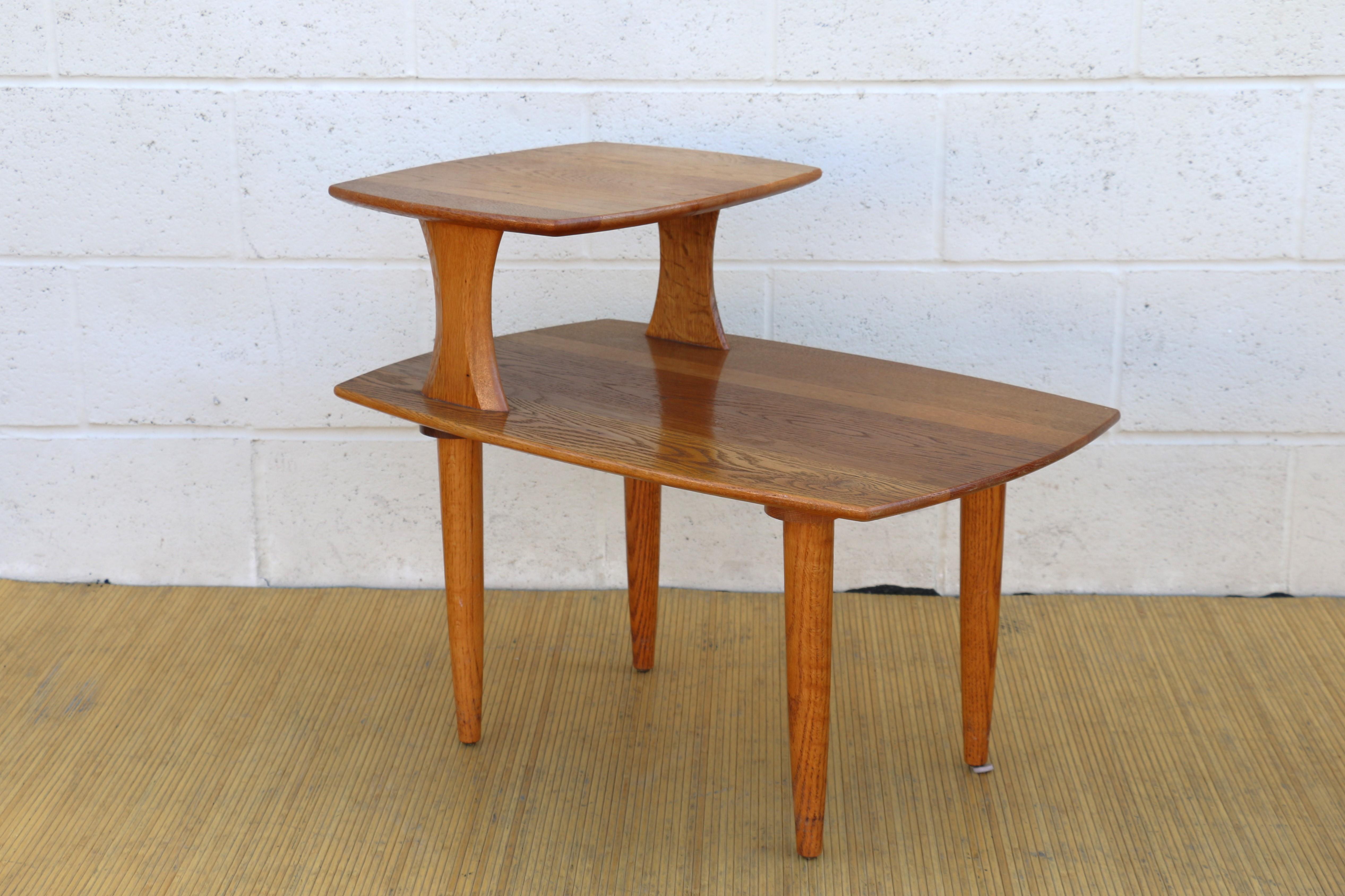 Vintage Midcentury Pair of Two Tier Wood Side Tables 3