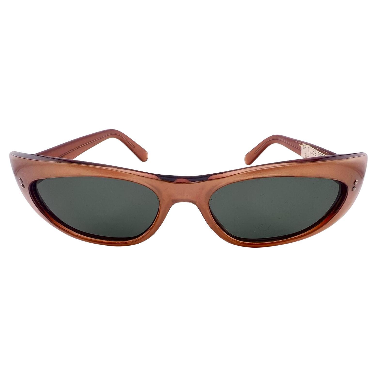 Lunettes de soleil Vintage Midcentury Perl Metallic Rose 
Black 1960
s Made in France