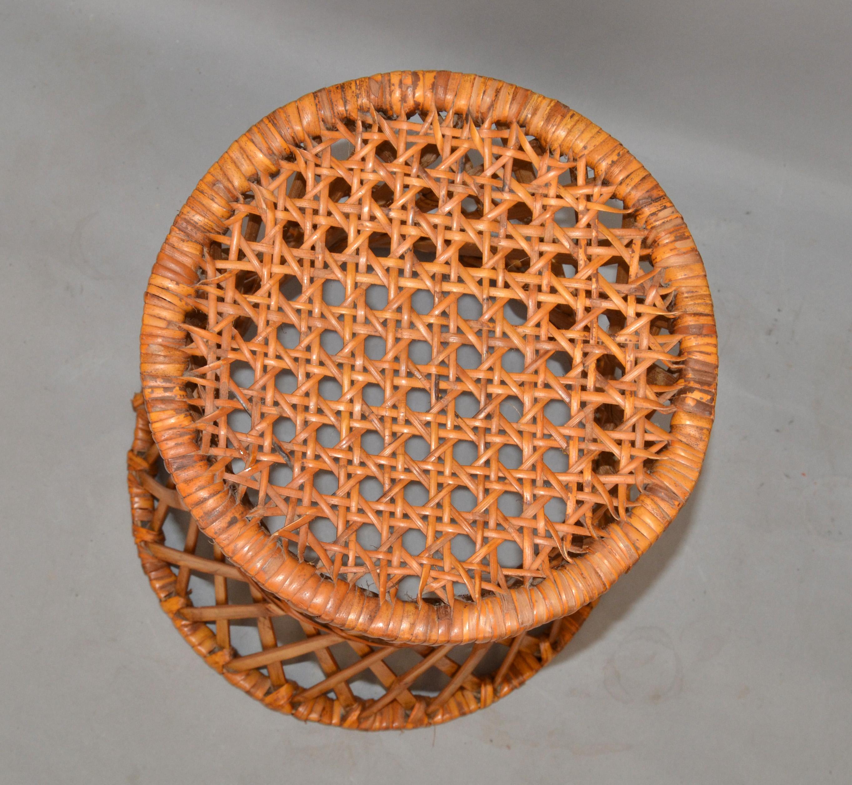 Vintage Midcentury Round Handwoven Rattan Cane Drum, Side, Drink Table Low Stool In Good Condition In Miami, FL