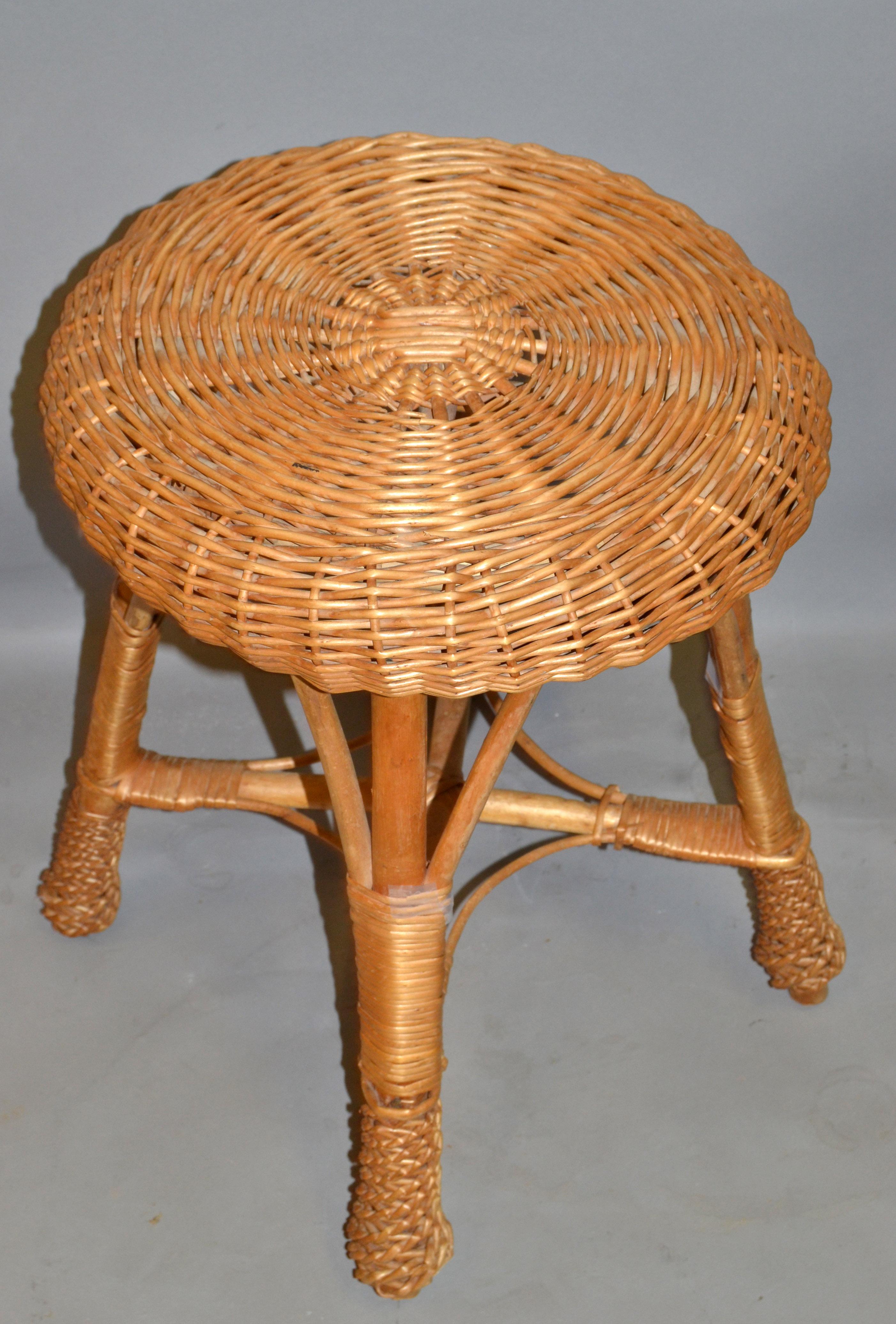 Vintage Midcentury Round Handwoven Rattan Cane Drum, Side, Drink Table Low Stool In Good Condition In Miami, FL