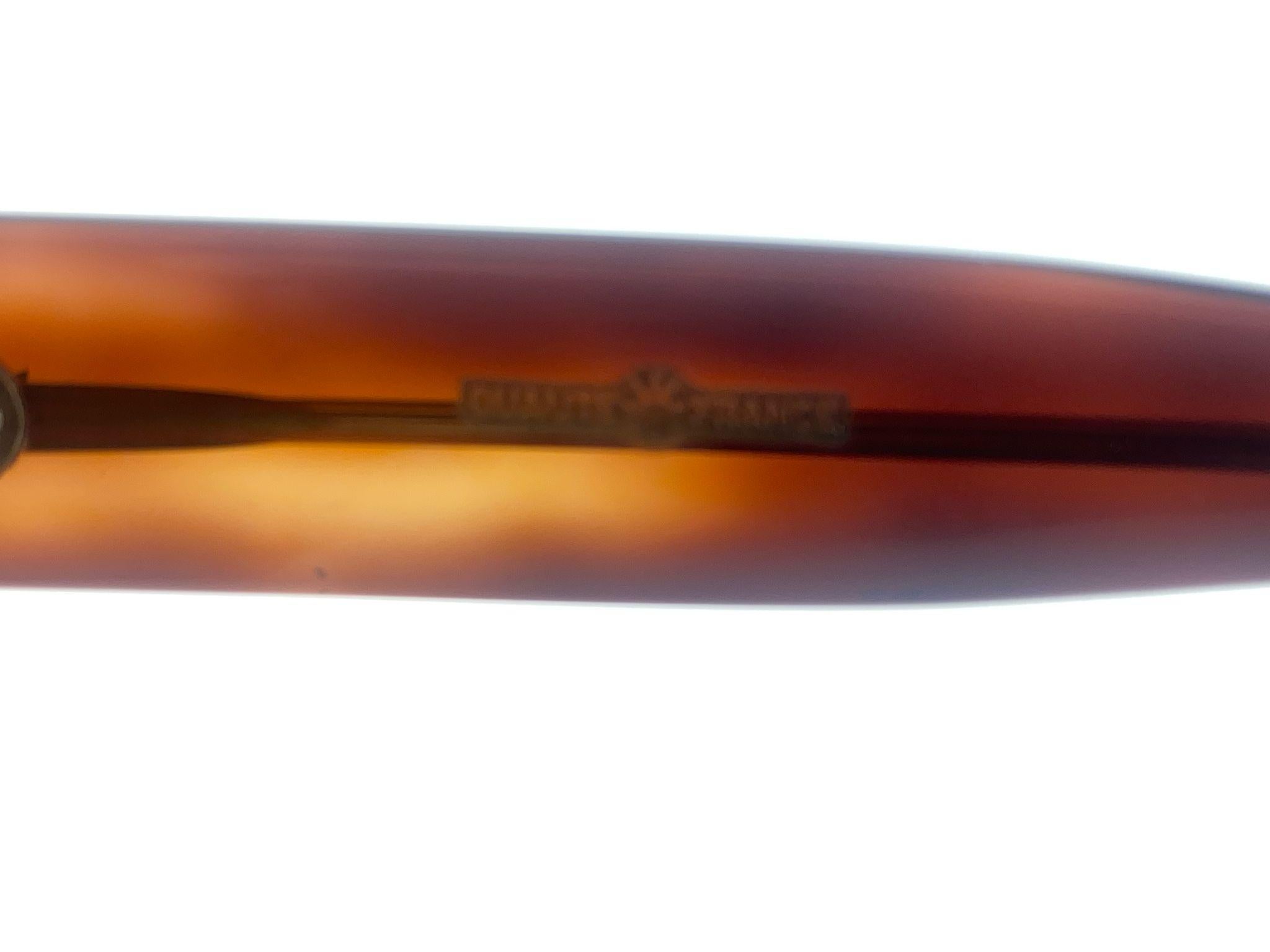 Lunettes de soleil vintage Midcentury Rounded Cat Eyed Dark Tortoise 1960's Excellent état - En vente à Baleares, Baleares