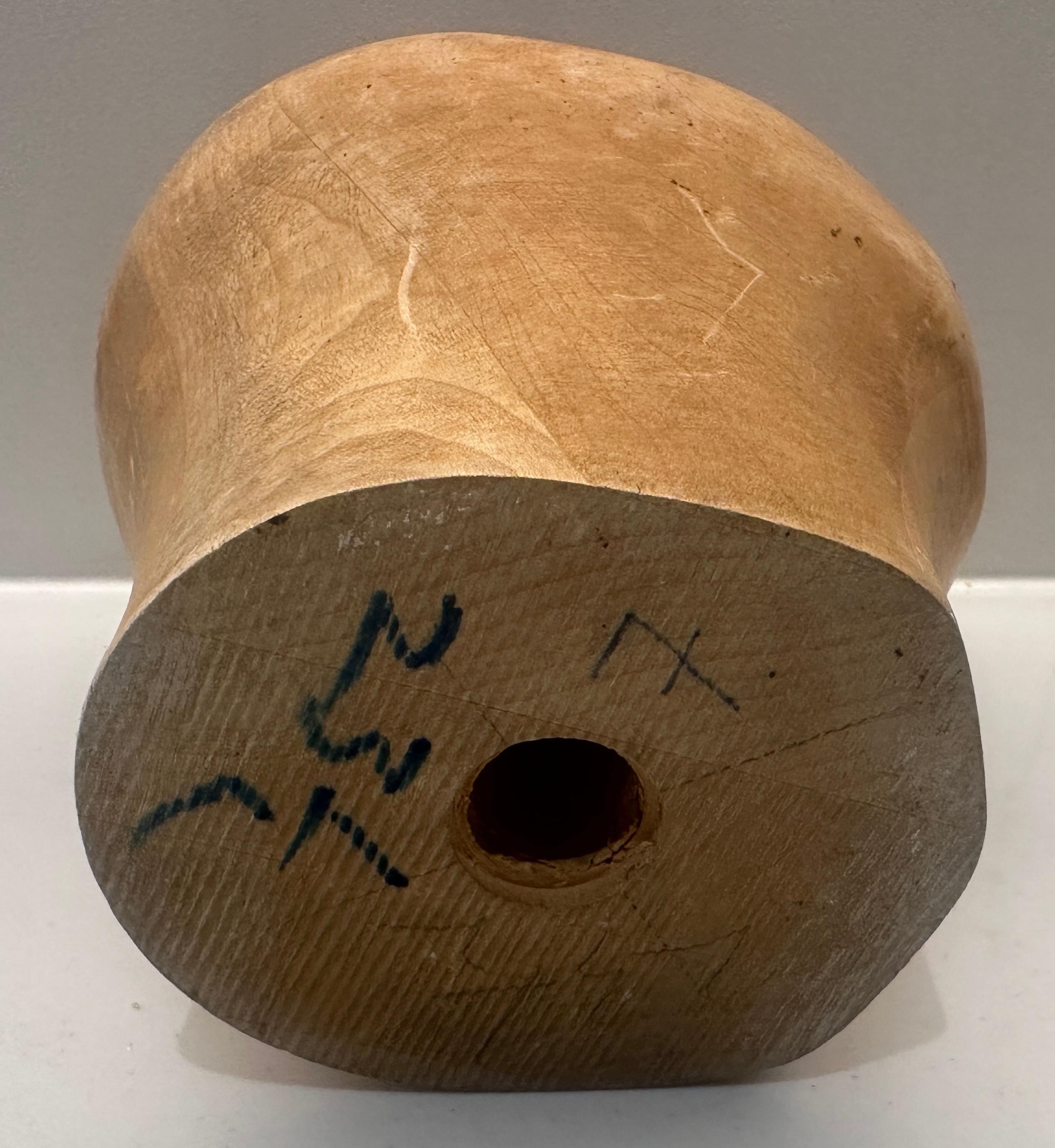 Espositore per cappelli di metà secolo in faggio massiccio 23 1/2 in vendita 9