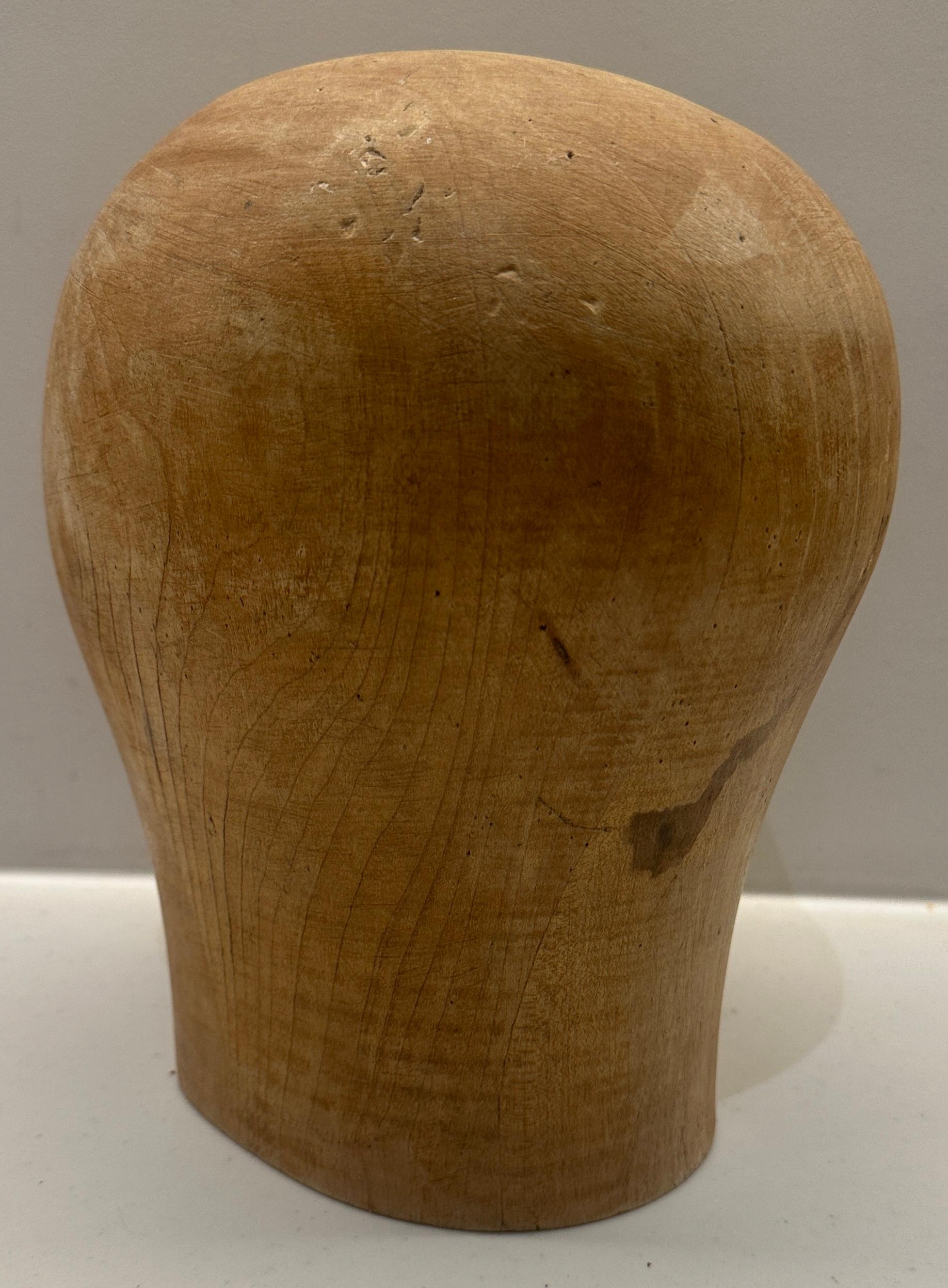 Espositore per cappelli di metà secolo in faggio massiccio 23 1/2 in vendita 1