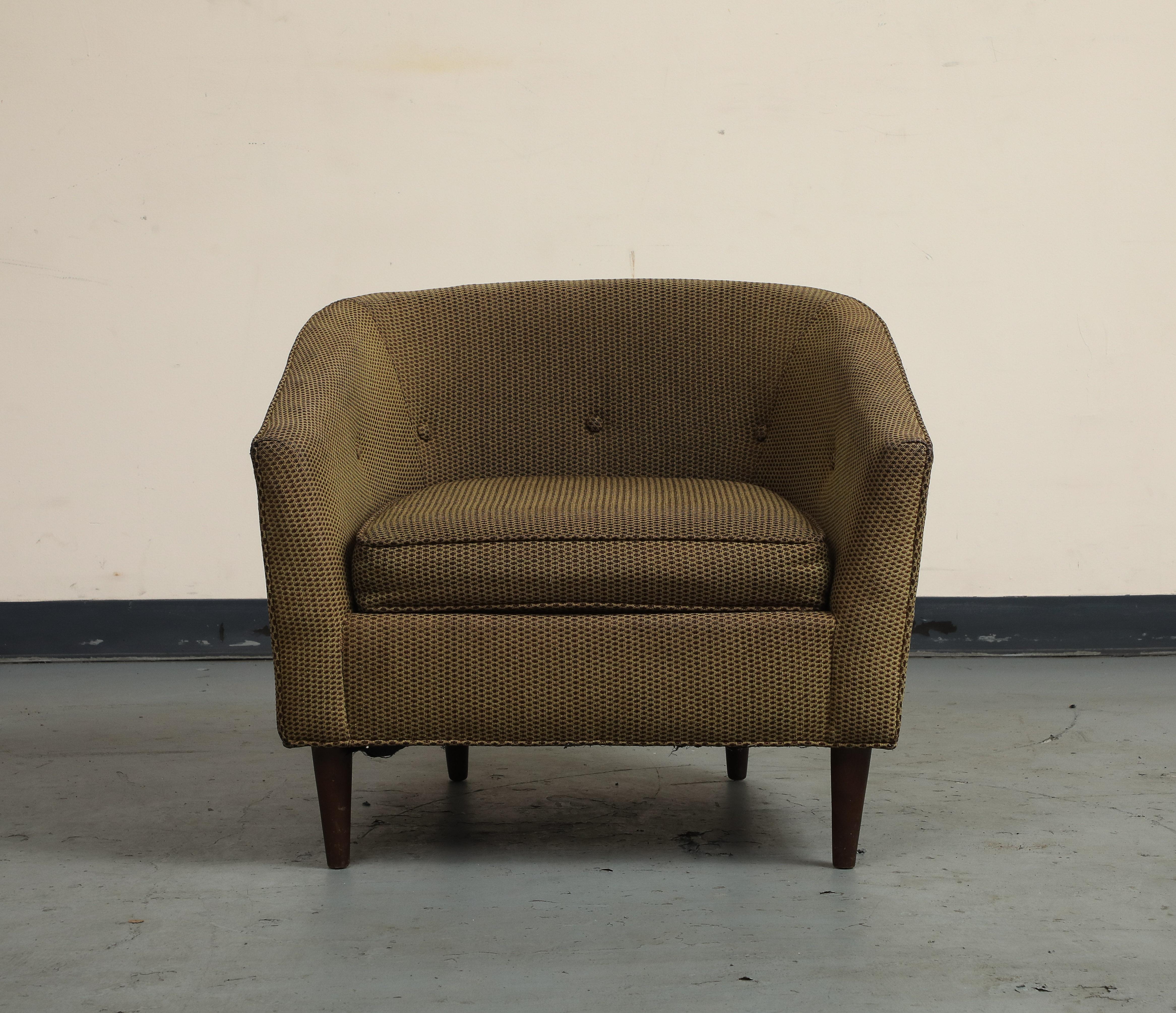 Vintage Midcentury Style Italian Lounge Chair (Moderne der Mitte des Jahrhunderts) im Angebot