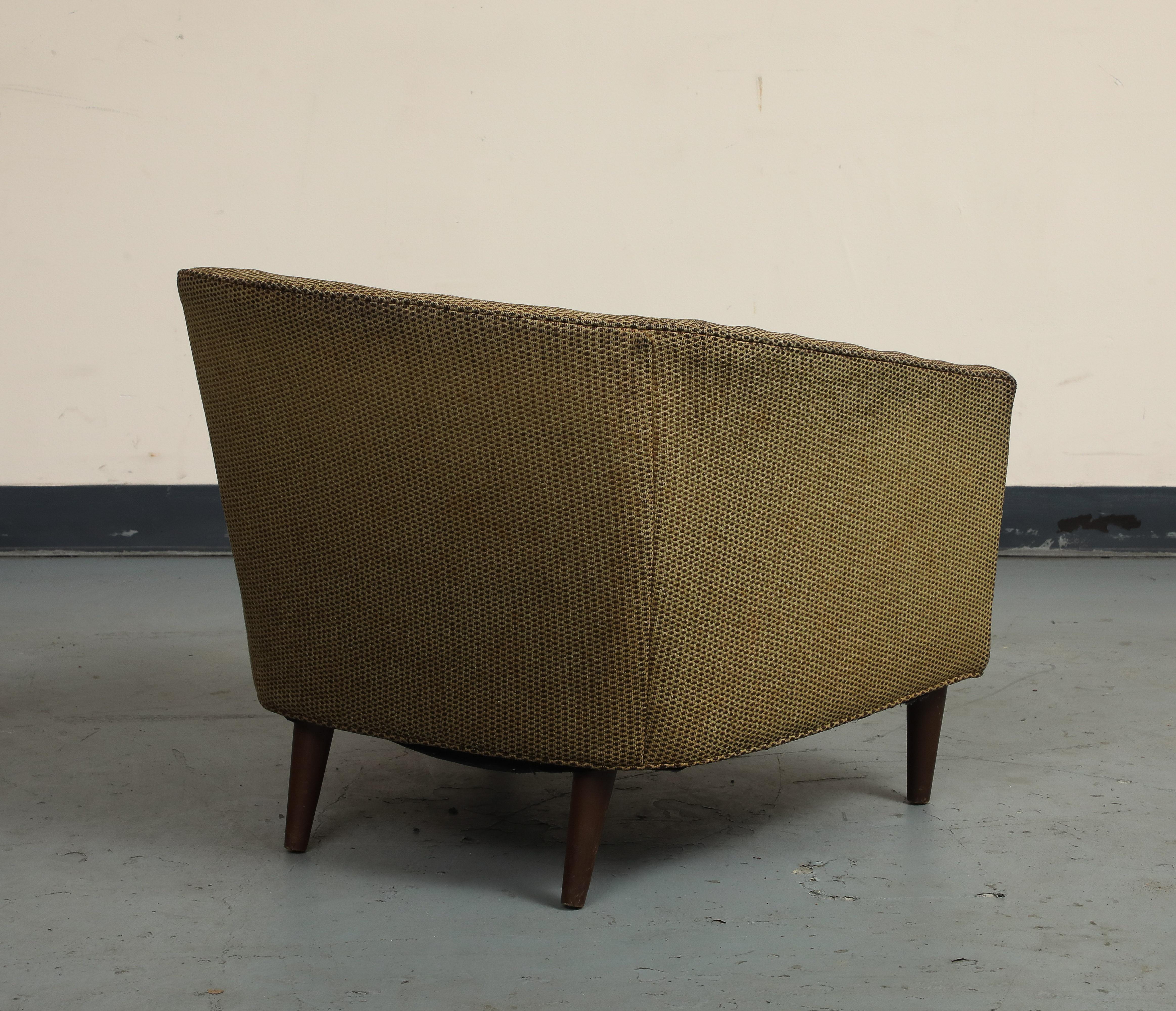 Vintage Midcentury Style Italian Lounge Chair (Polster) im Angebot