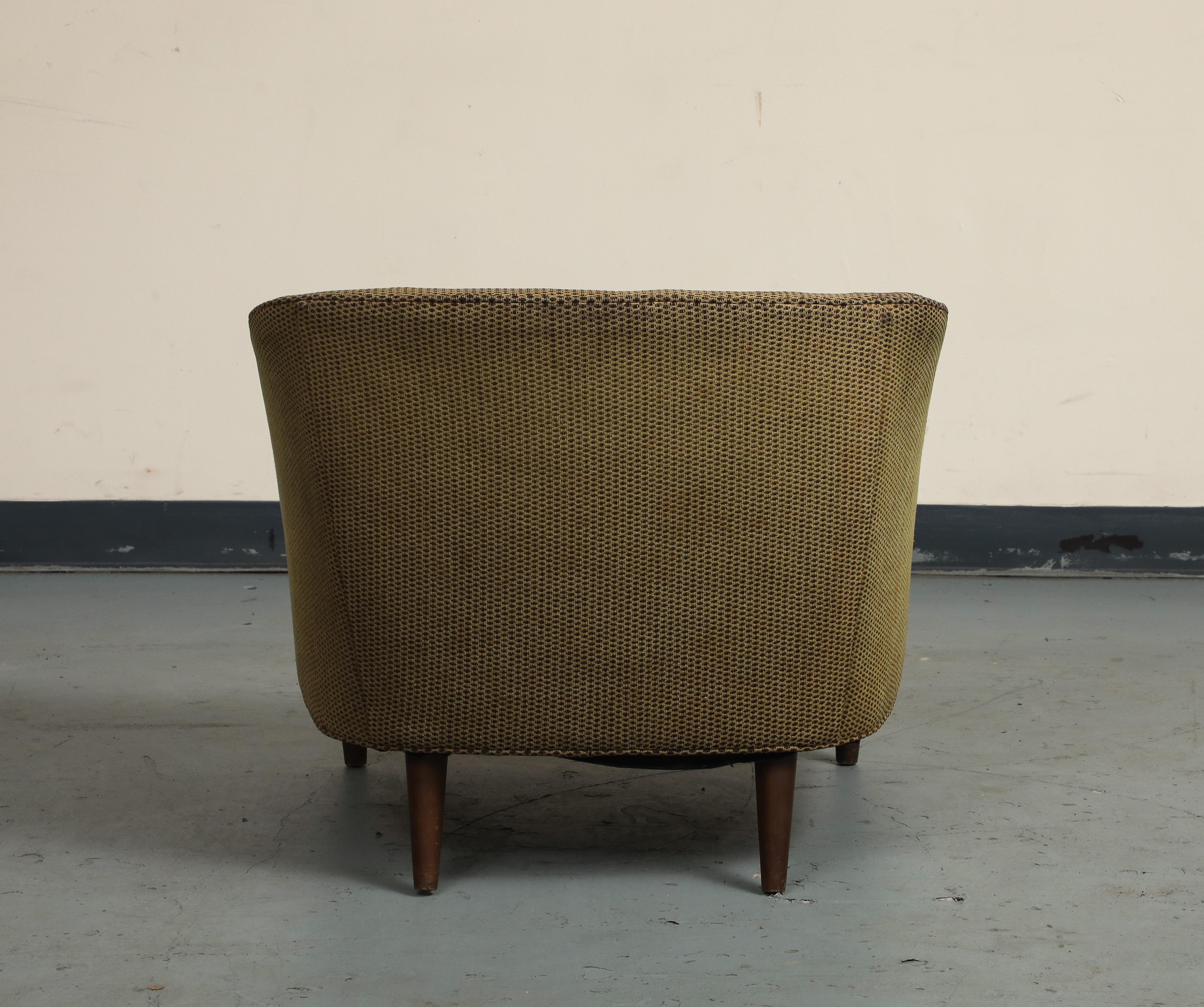 Vintage Midcentury Style Italian Lounge Chair im Angebot 1