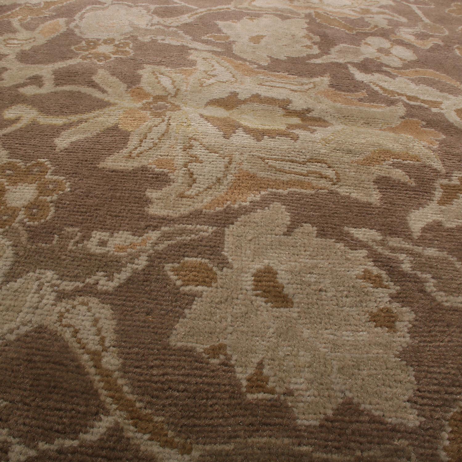 Beige-Brauner persischer Wollteppich Sultanabad von Teppich & Kelim aus der Mitte des Jahrhunderts (Mitte des 20. Jahrhunderts) im Angebot