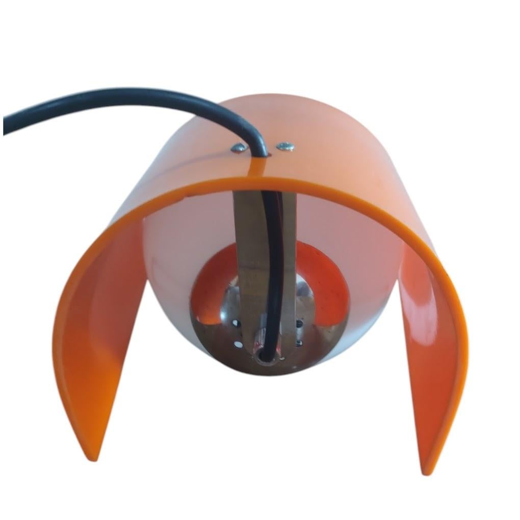 Vetro Lampada da tavolo vintage del Medioevo Acrilic Orange in vendita