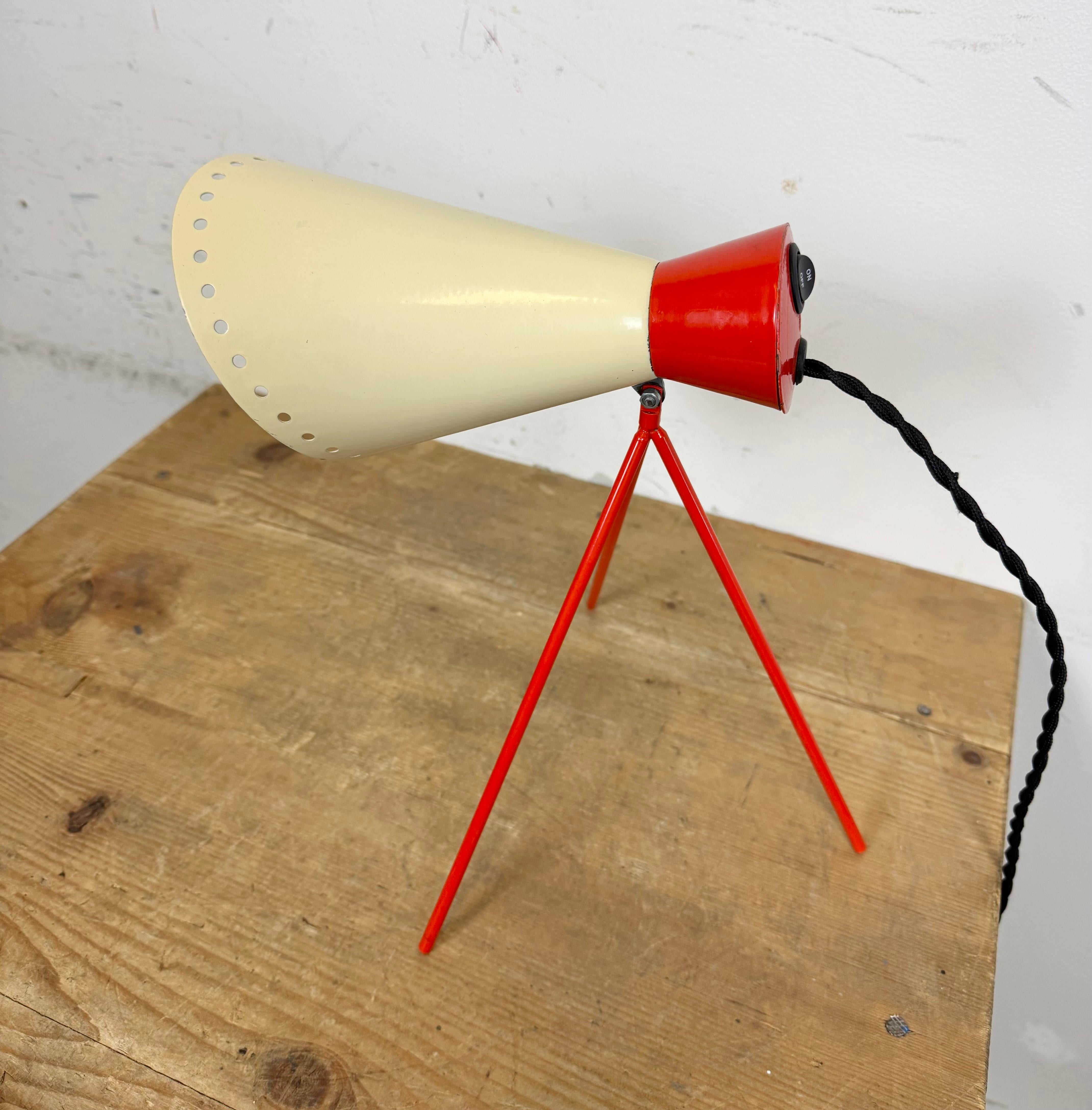 Vintage Midcentury Table Lamp by Josef Hůrka for Napako, 1950s In Good Condition For Sale In Kojetice, CZ