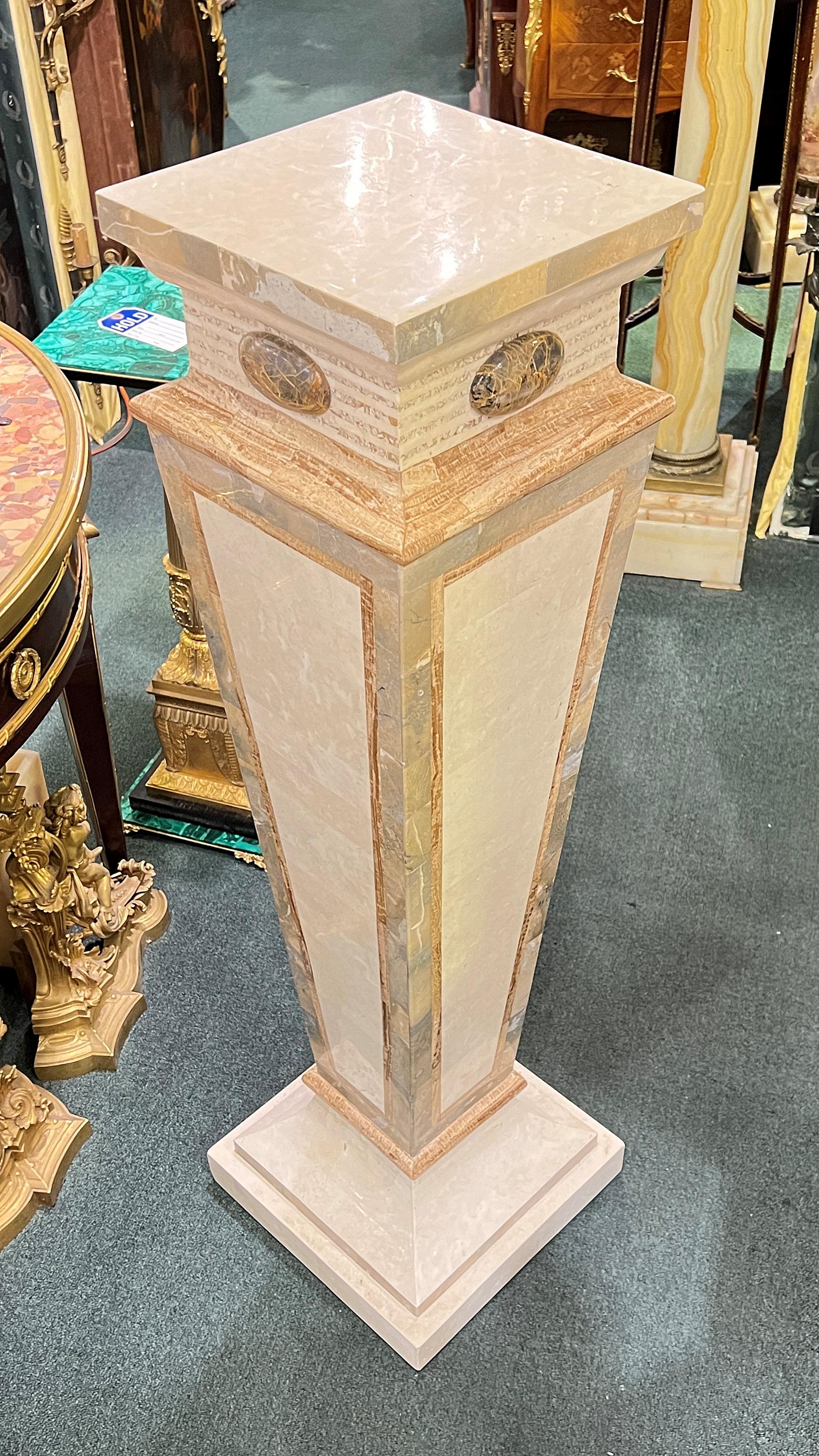 Vintage Mid-Century Tessellated Pedestal (piédestal tessellé) en vente 4