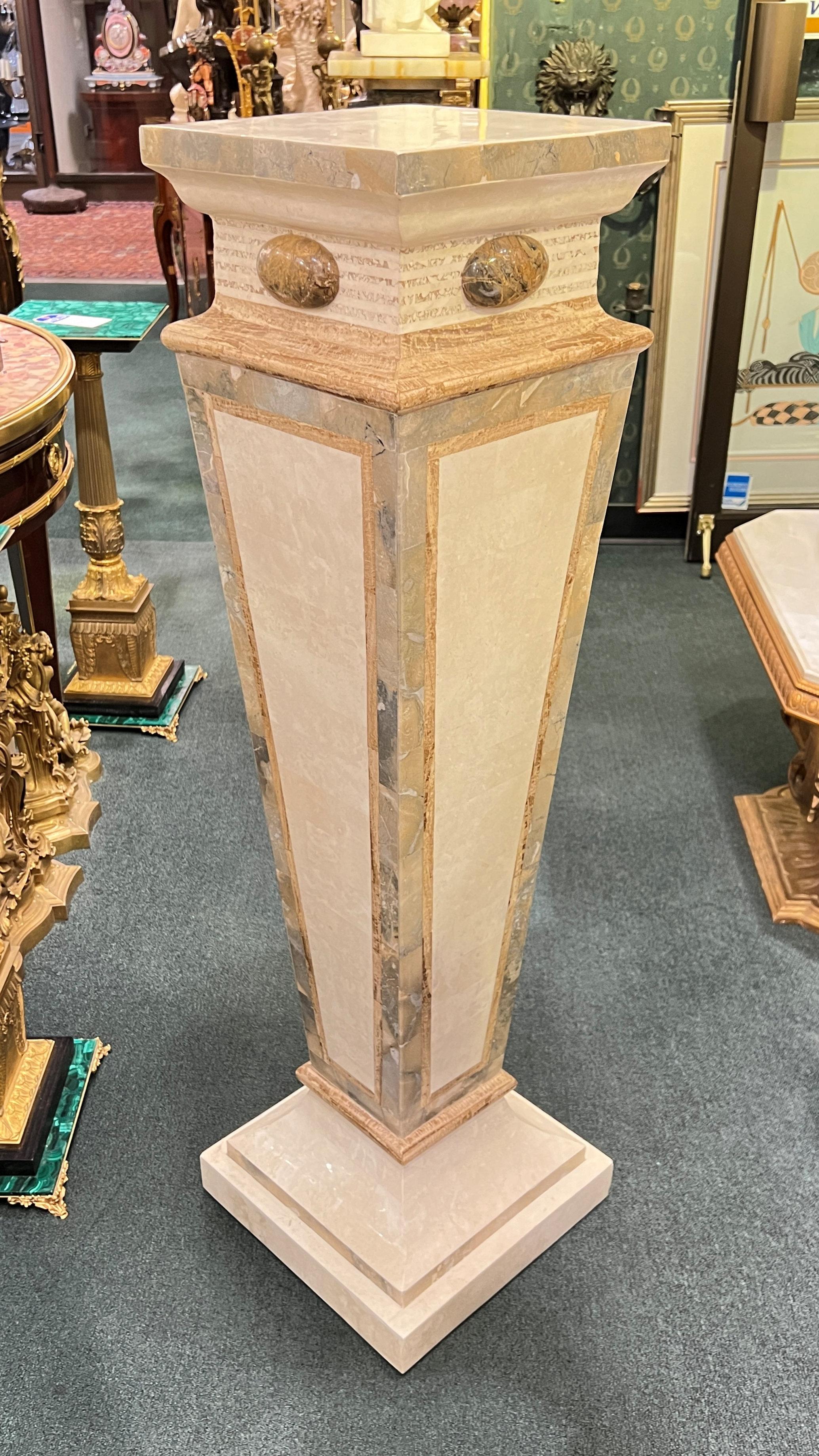 Vintage Mid-Century Tessellated Pedestal (piédestal tessellé) Bon état - En vente à New York, NY