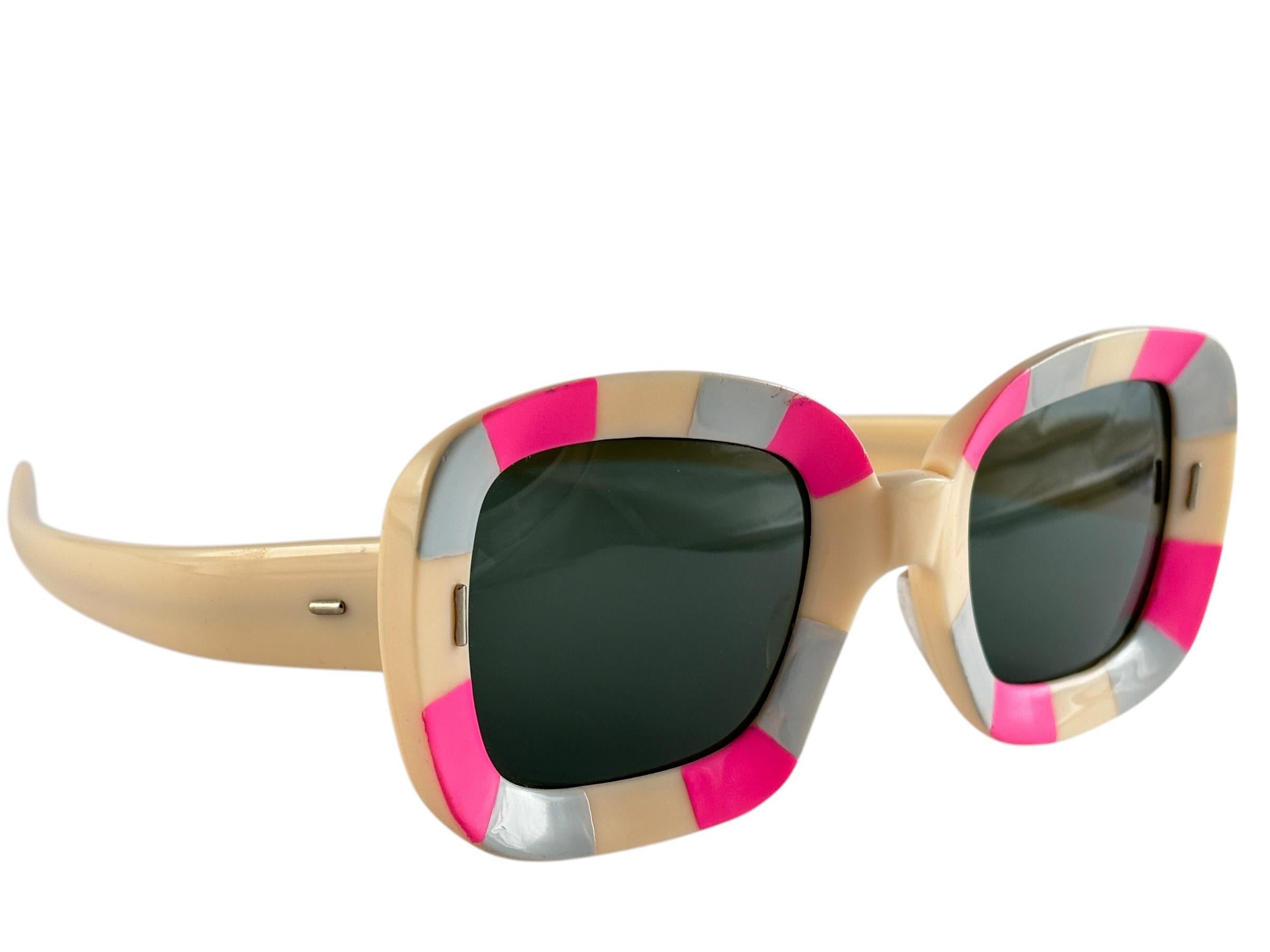 Vintage Midcentury TV Frame Vibrant Multicolor Sunglasses 1960'S For Sale 1