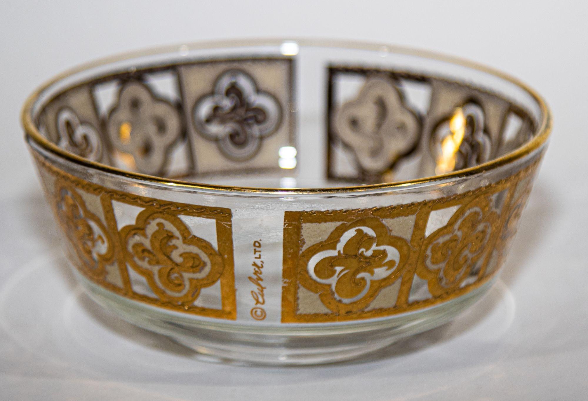 Glass Vintage Midcentury Valencia 22-Karat Gold Leaf Appetizer Bowl by Culver, 1960s