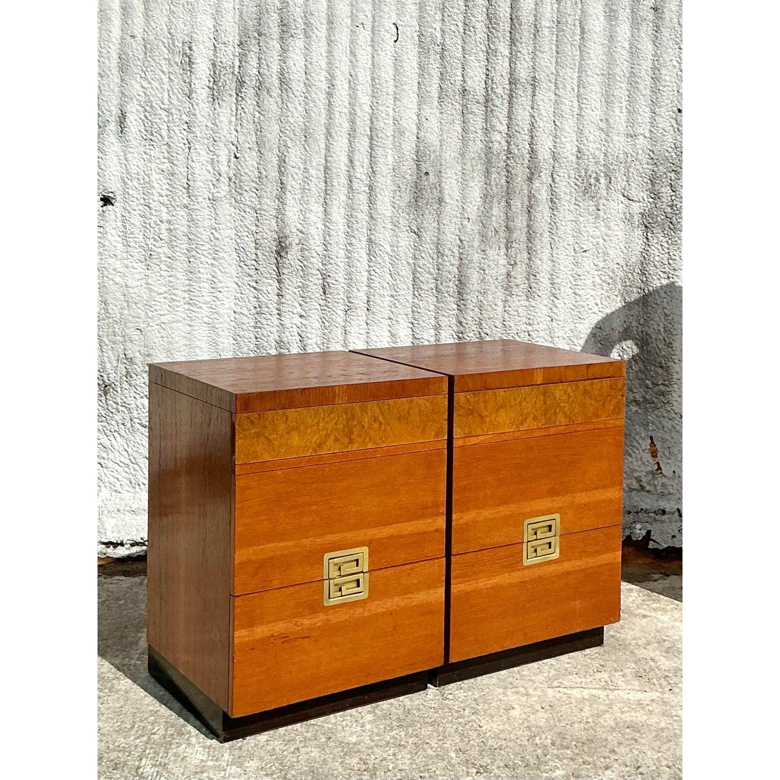 Vintage Midcentury Van Leigh Burl Wood Band Nachttische - ein Paar im Angebot 3