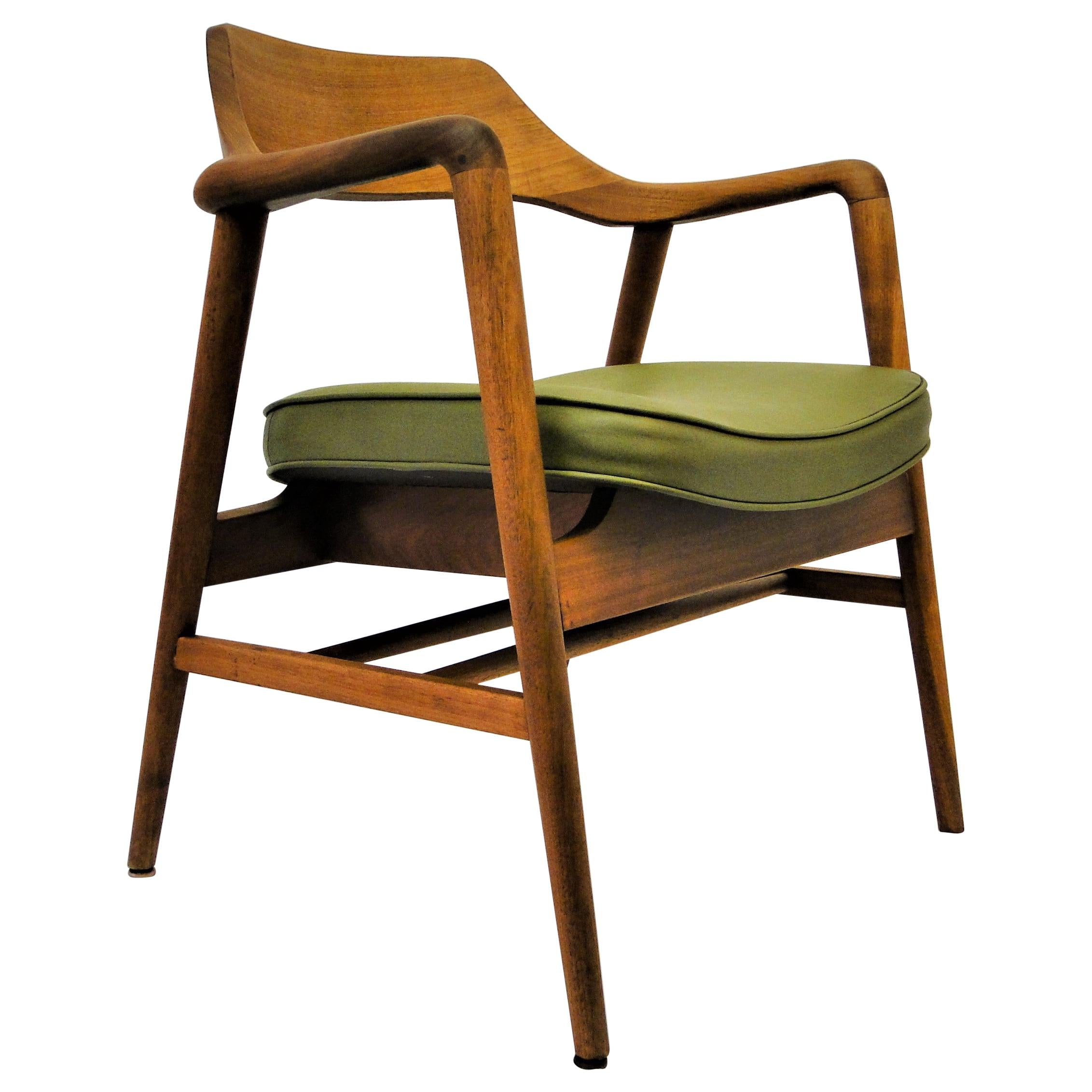 Vintage Midcentury Walnut Sculptural Chairs by Gunlocke For Sale