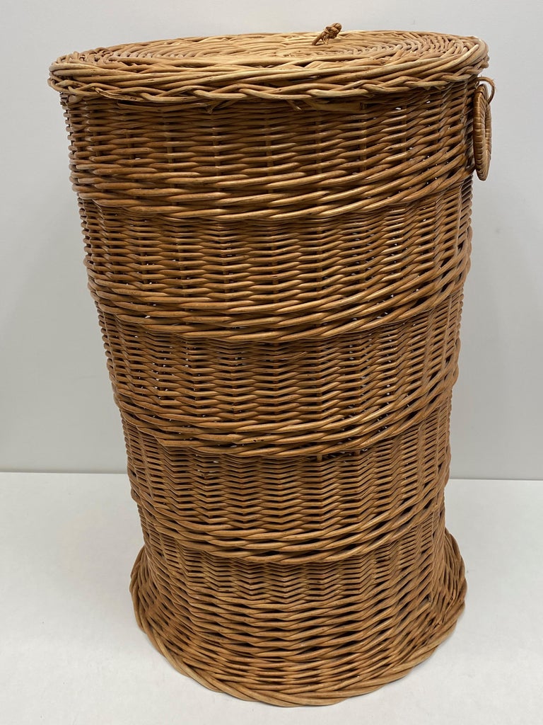 Vintage Midcentury Wicker Laundry Basket Hamper, 1970s, German at 1stDibs | vintage  wicker hamper, old fashioned wicker laundry basket, old laundry basket