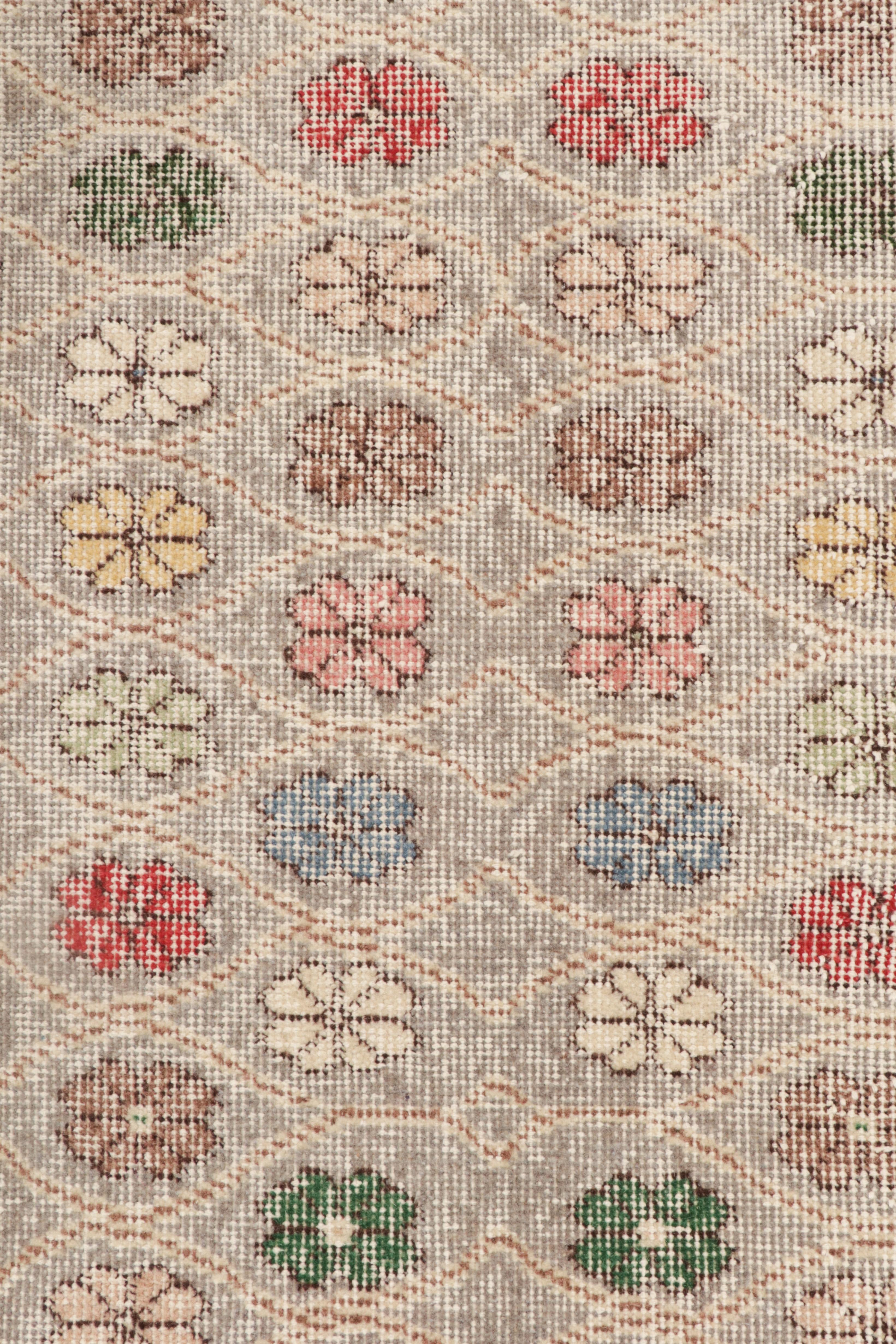 Vintage-Woll-Läufer aus der Mitte des Jahrhunderts mit mehrfarbigem Blumenmuster von Teppich & Kelim (Art déco)