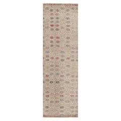 Tapis de couloir vintage en laine mi-siècle avec motif floral multicolore de Rug & Kilim