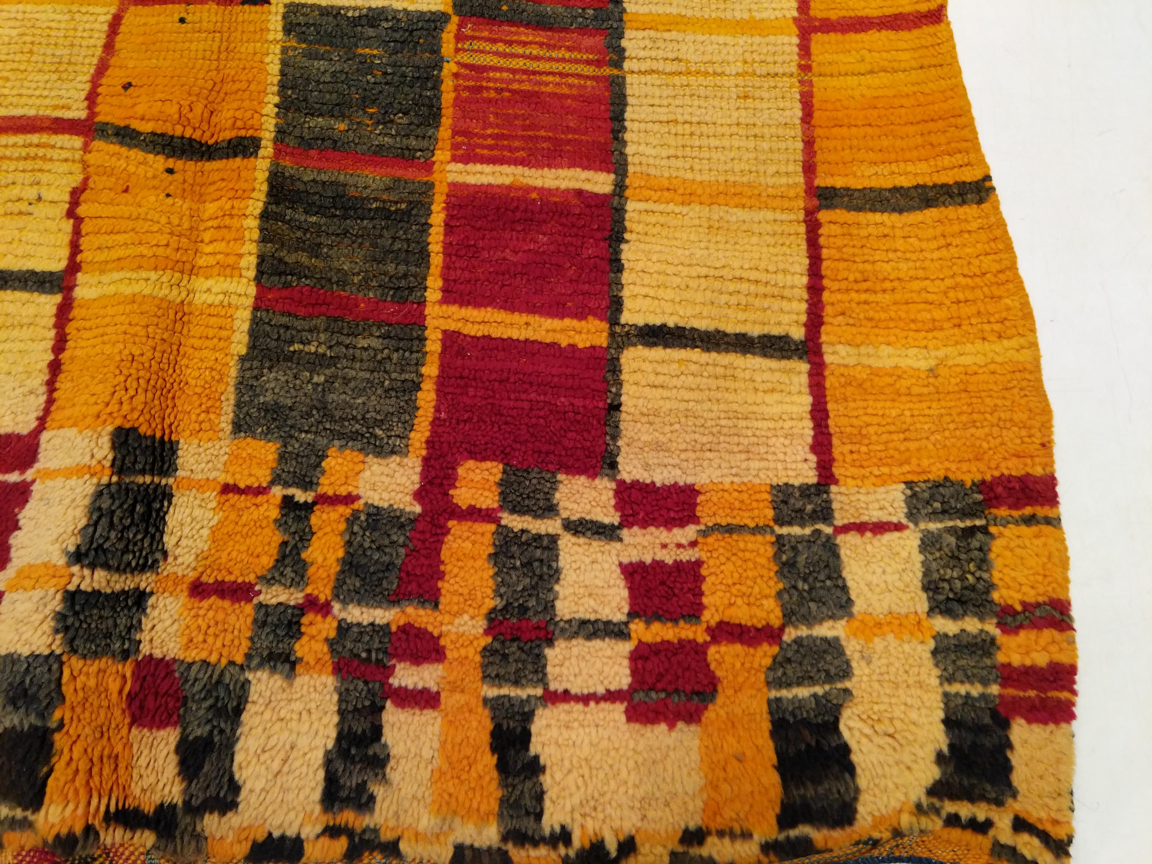 Tribal Vintage Middle Atlas Boujad Moroccan Berber Rug For Sale