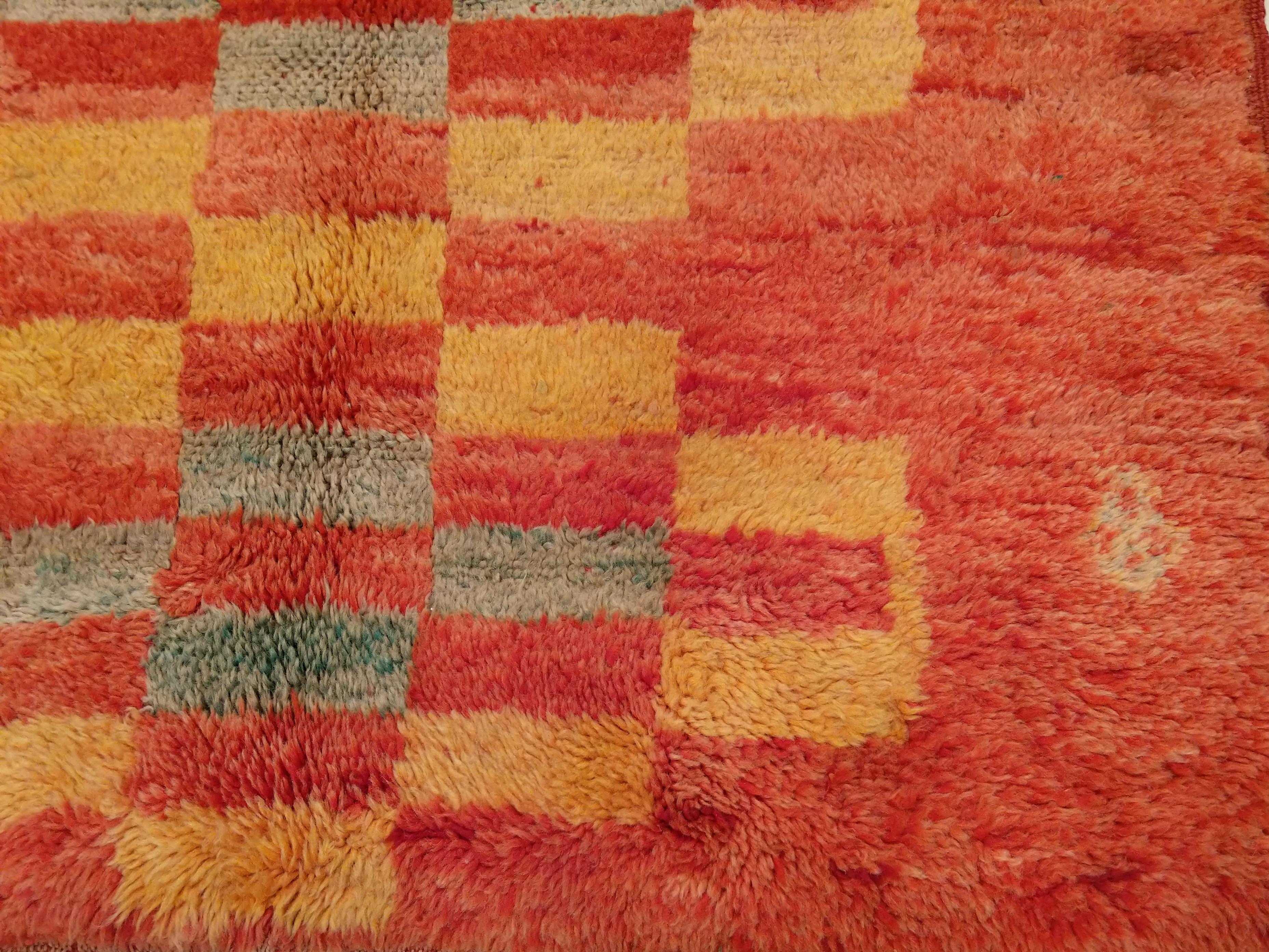 Mid-20th Century Vintage Middle Atlas Mrirt Moroccan Berber Rug For Sale