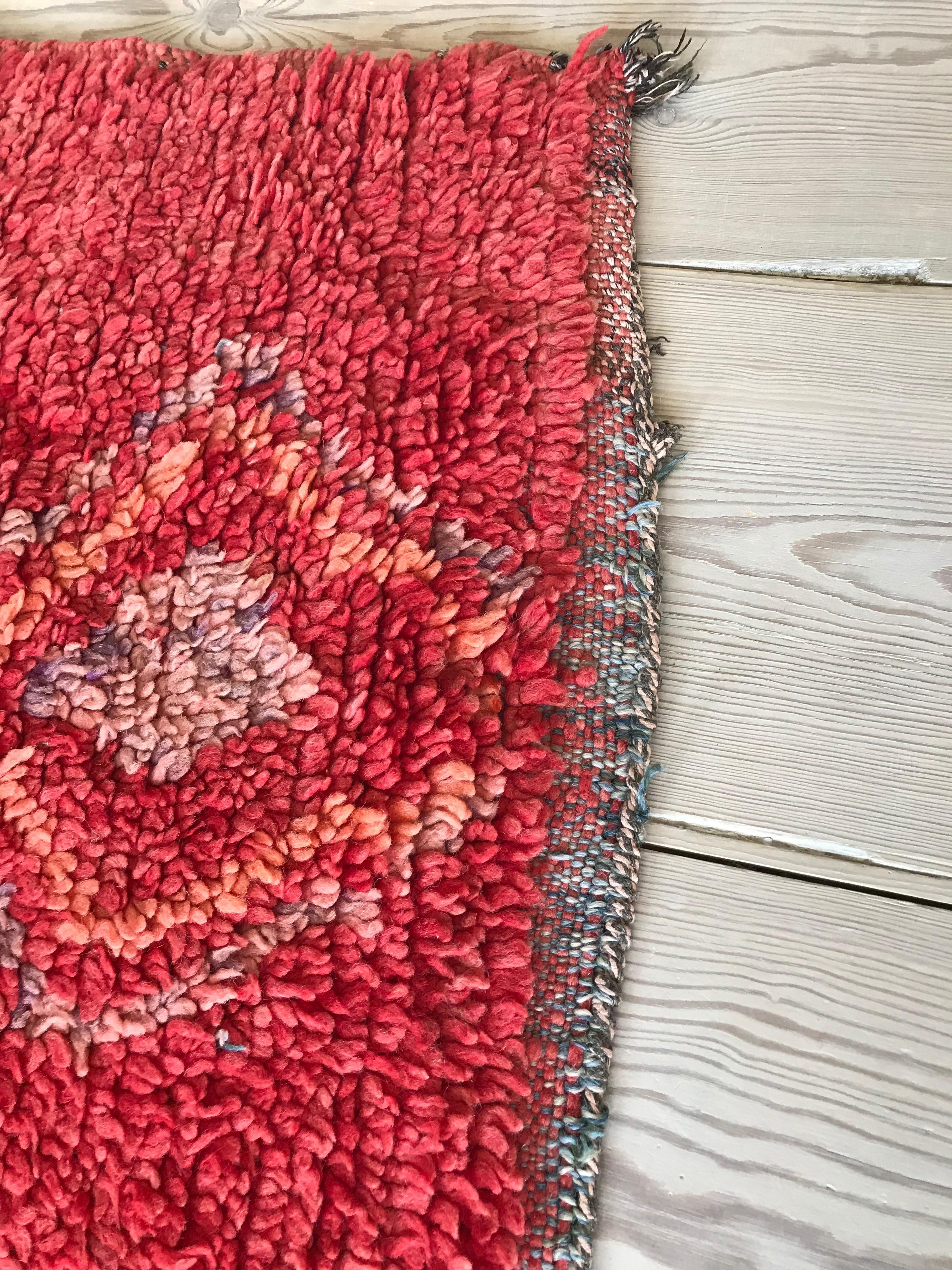 Vintage Middle Atlas Rug in Red Colored Harlequin Pattern, Morocco, 1980s In Good Condition In Copenhagen K, DK