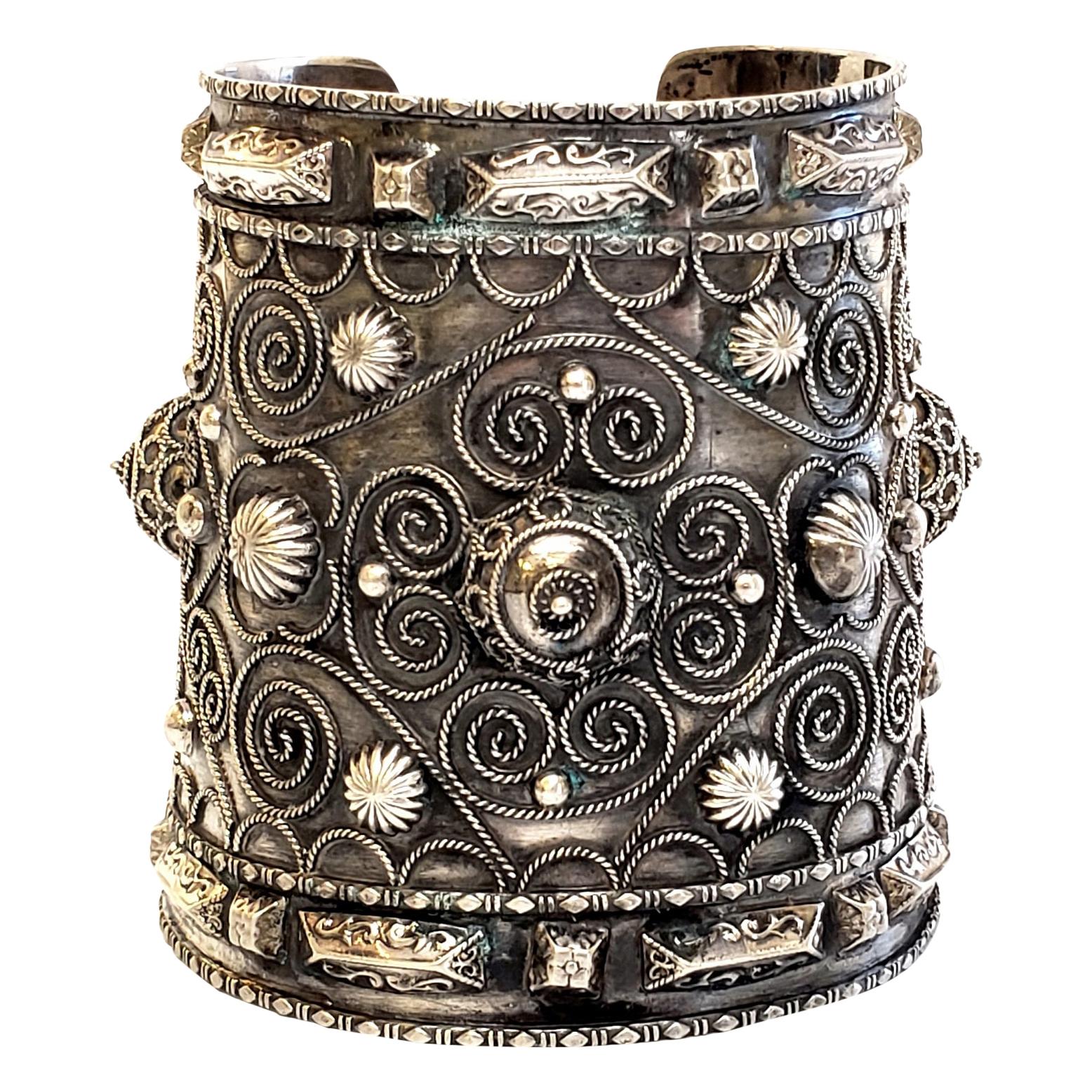 Vintage Middle Eastern 800 Silver Tribal Cuff