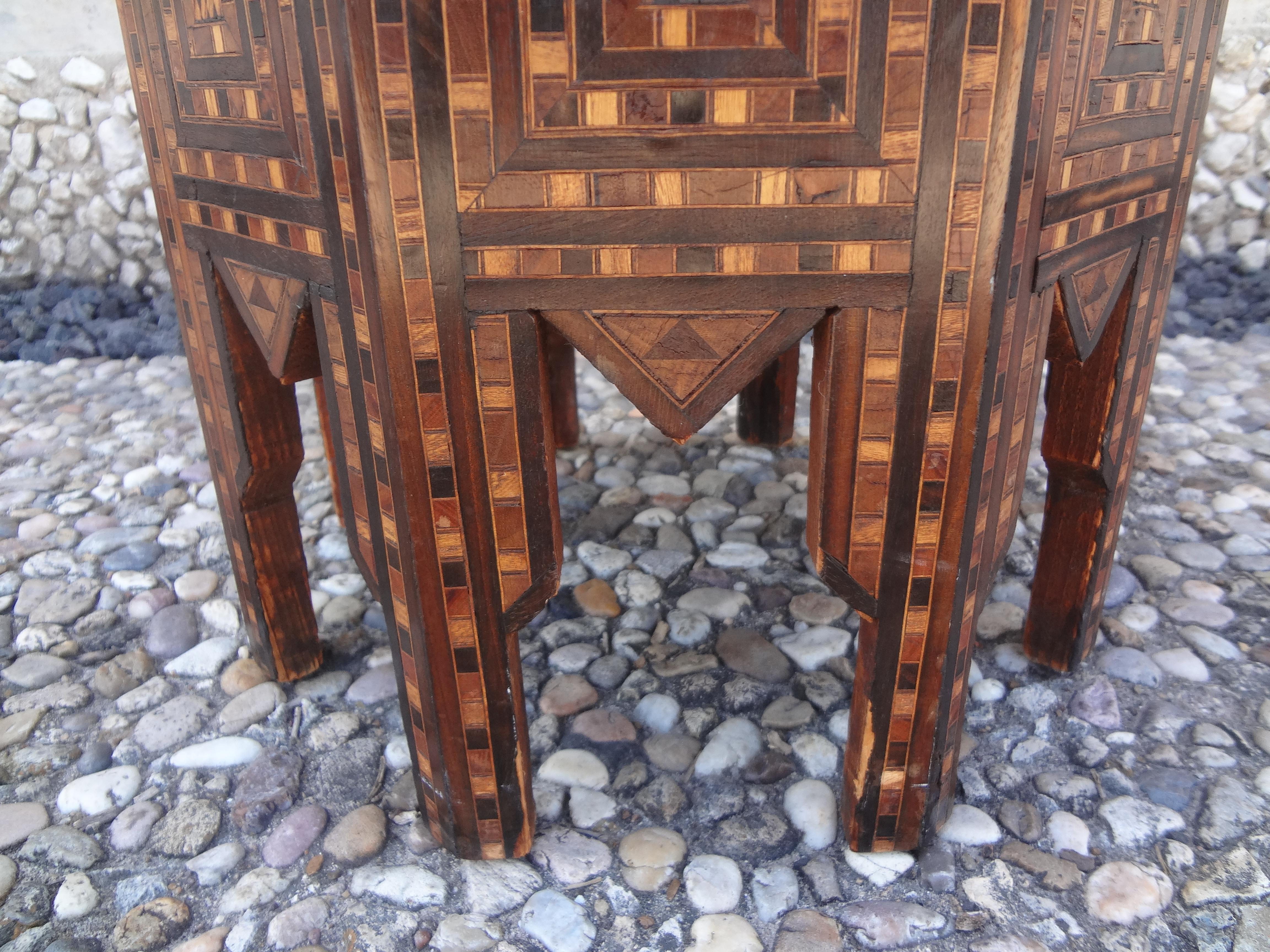 Vintage Middle Eastern Arabesque Style Inlaid Octagonal Table For Sale 4